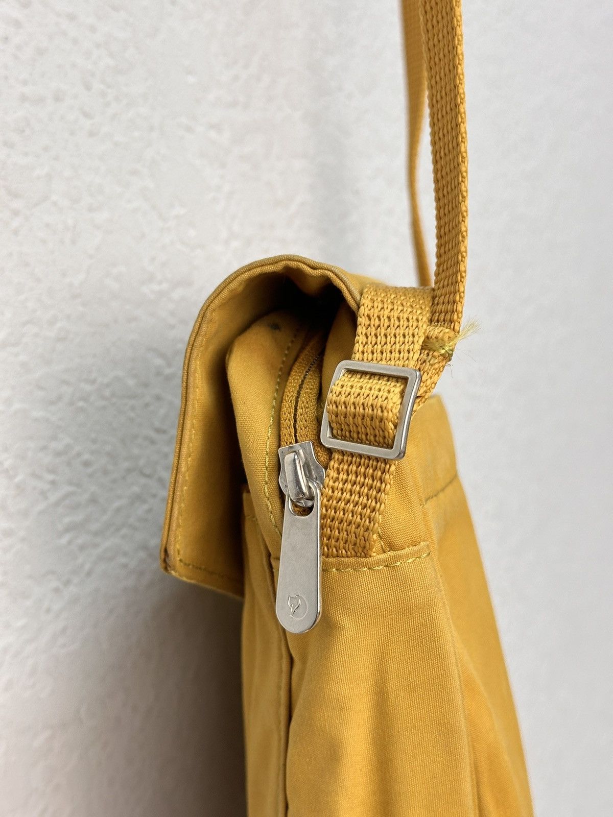 Fjallraven Vintage Fiallraven messenger Y2K bag Sling Bag Diesel GOA Size ONE SIZE - 9 Thumbnail