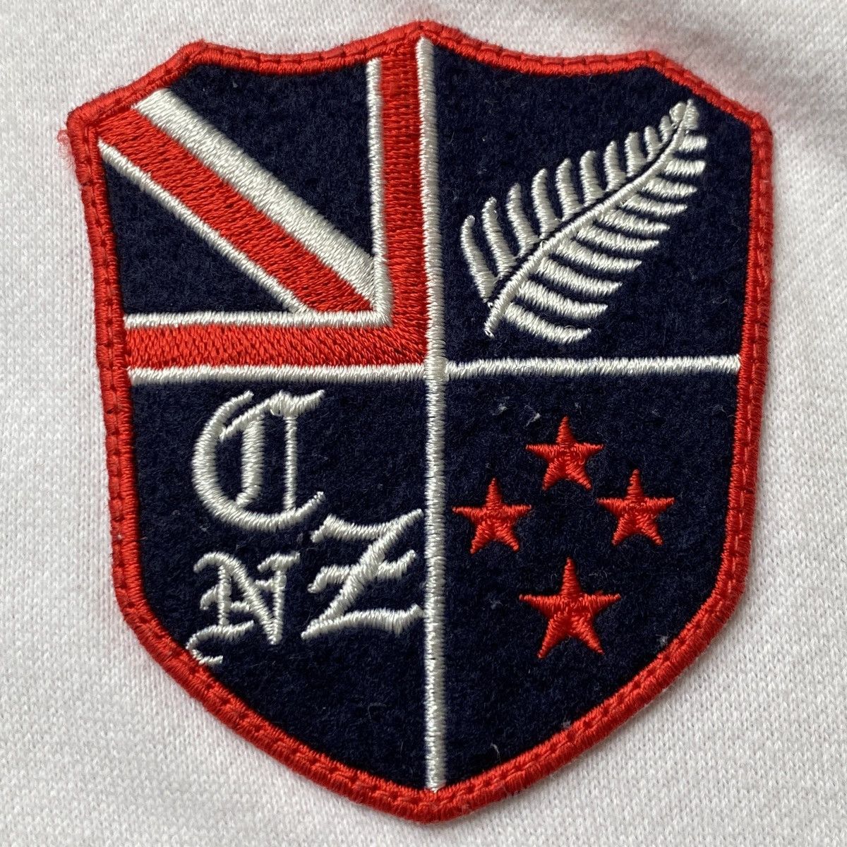 Canterbury of New Zealand × Vintage Vintage Brand Canterbury New Zealand Sweatshirt 1990s Size US L / EU 52-54 / 3 - 10 Thumbnail