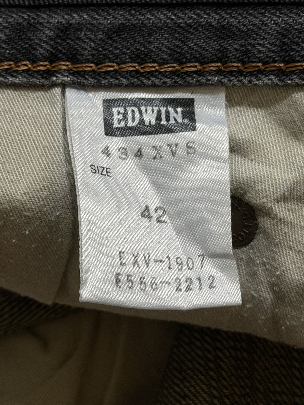 Edwin Vintage 90s Edwin Faded Wash Whiskers Wide Leg Baggy Jeans Size US 42 / EU 58 - 7 Thumbnail