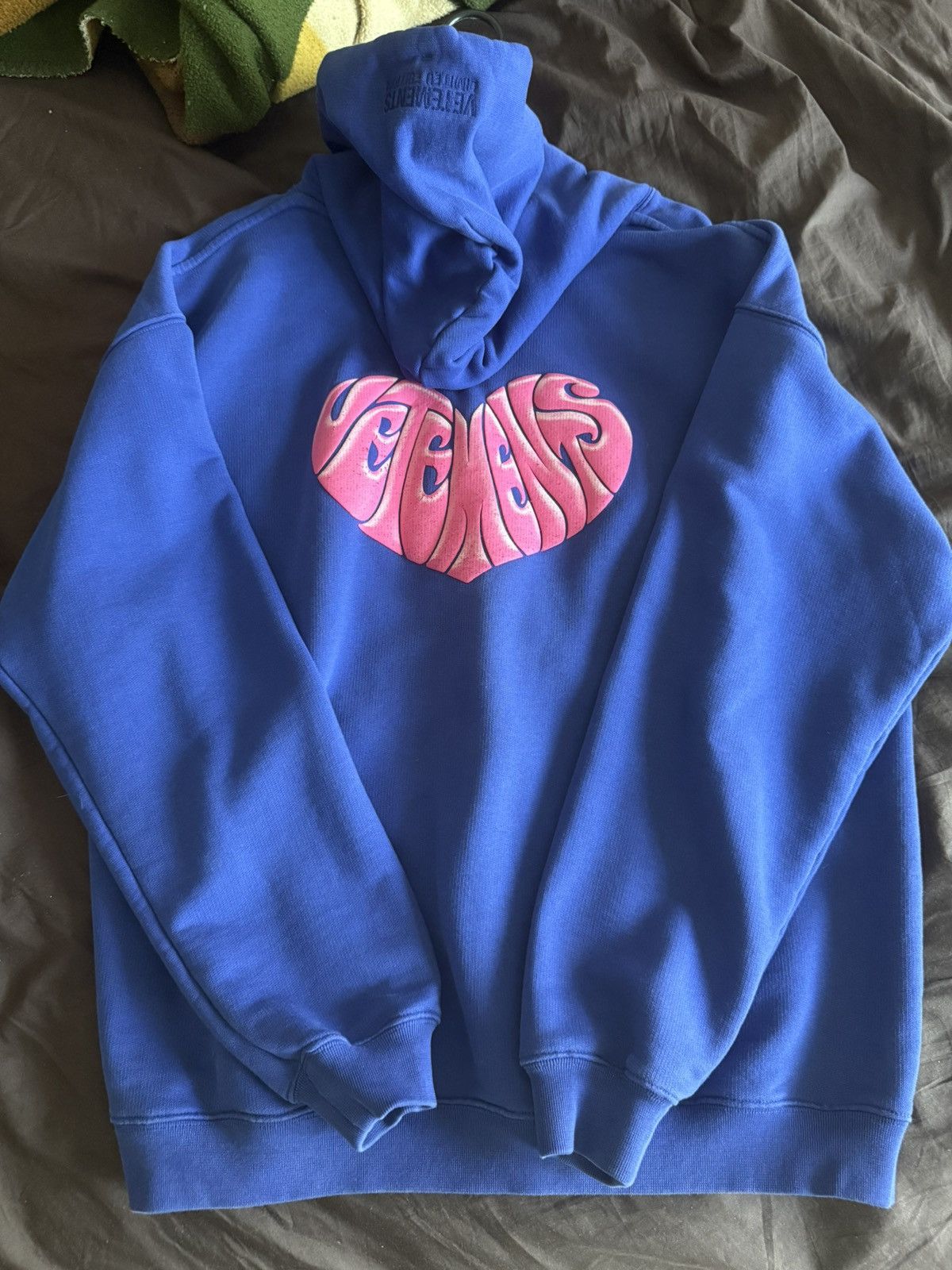Vetements Vetements Kissing Dolphin Hoodie Size US XS / EU 42 / 0 - 6 Thumbnail