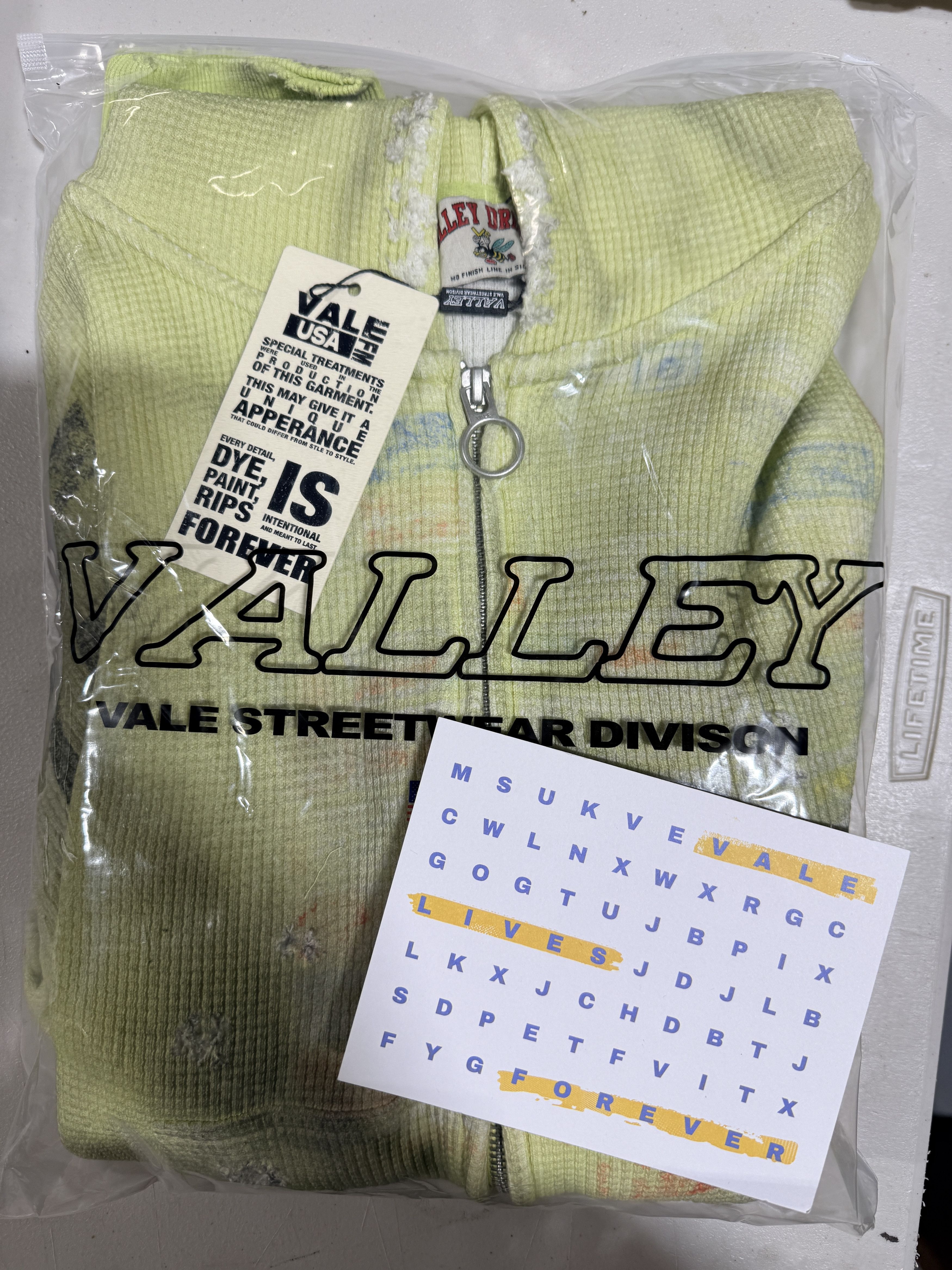 Other 🔥🔥Vale Forever Glitch Zip Up Hack Green Size S Size US S / EU 44-46 / 1 - 3 Thumbnail