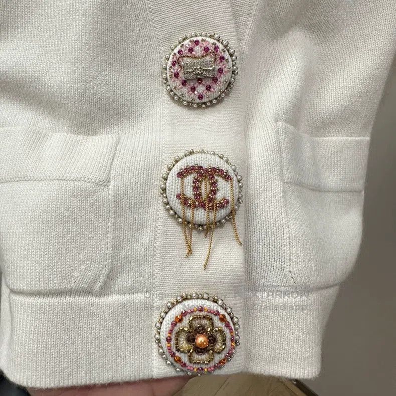 Chanel Chanel High-end handicraft workshop cashmere cardigan coat Size XS / US 0-2 / IT 36-38 - 6 Thumbnail