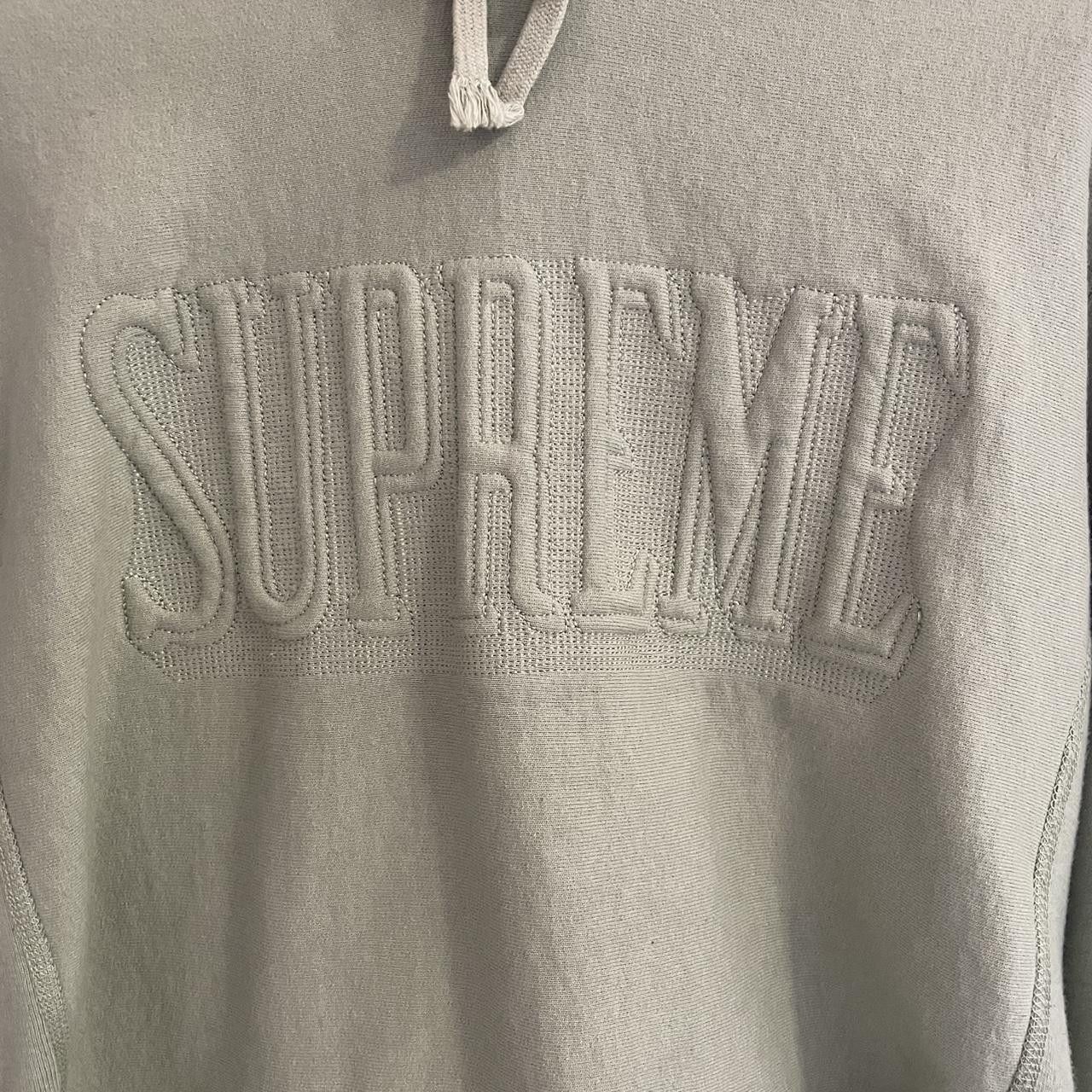 Supreme Supreme Embossed Hoodie Size US M / EU 48-50 / 2 - 2 Thumbnail