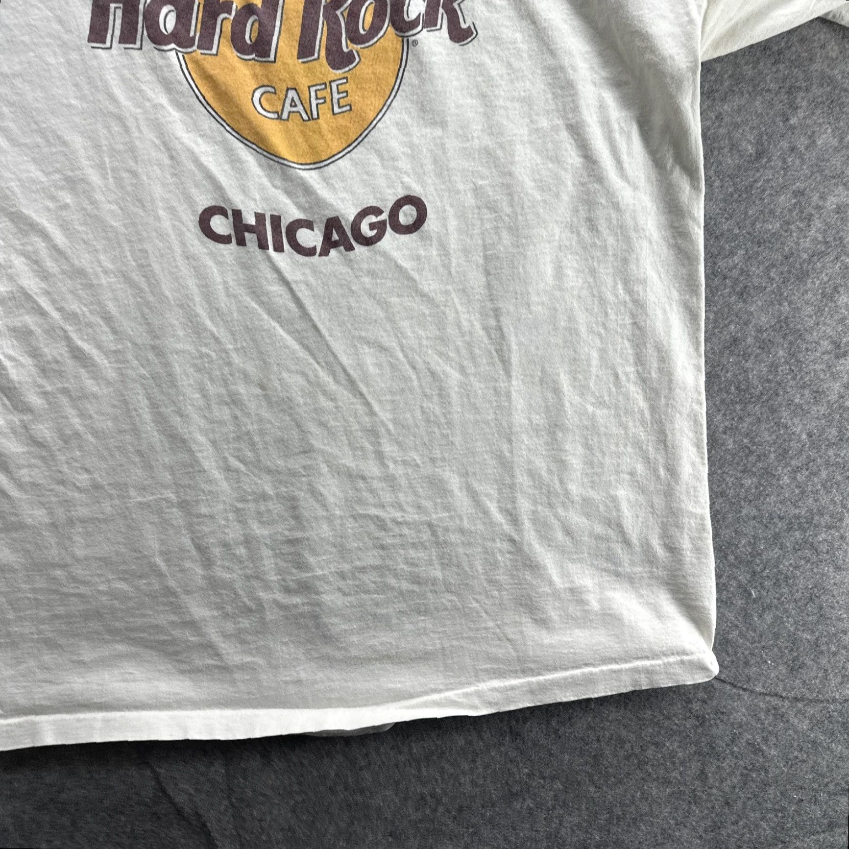 Hard Rock Cafe VINTAGE Hard Rock Cafe T-Shirt Mens XL White Chicago 90s Rock Music Band Tee US Size US XL / EU 56 / 4 - 4 Thumbnail