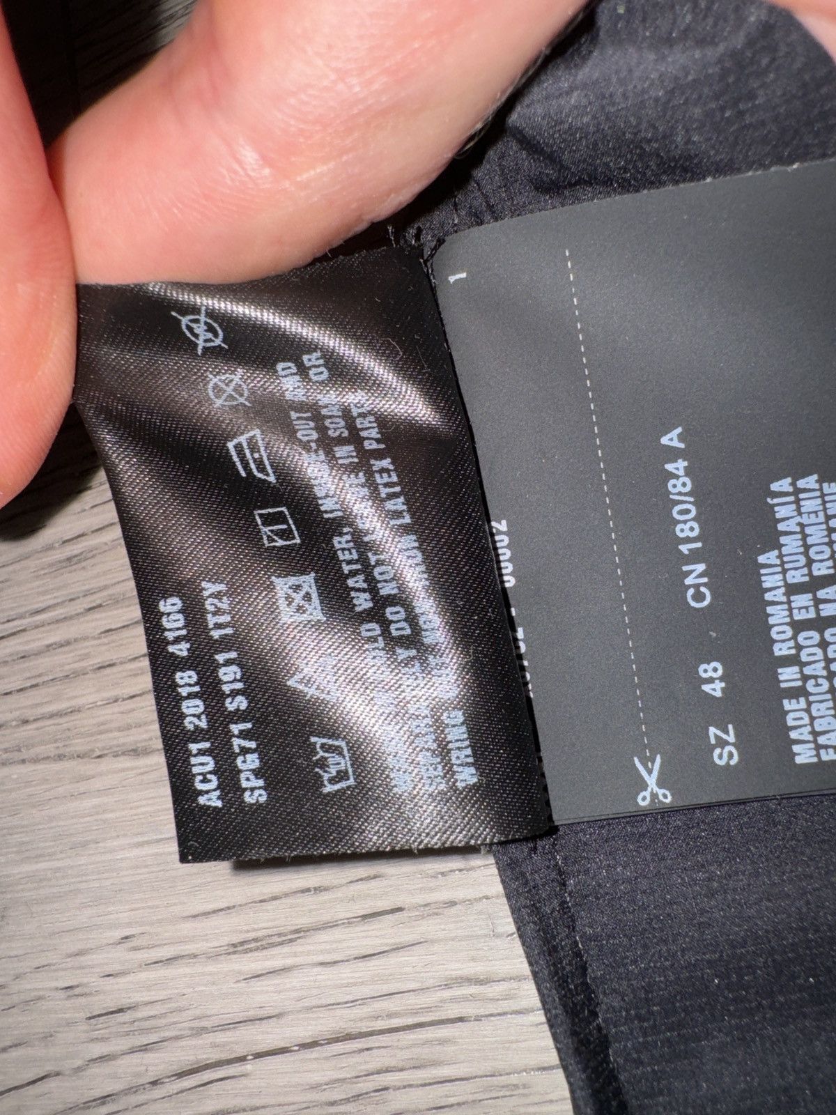 Prada Prada Linea Rossa Light Nylon Pants Size US 32 / EU 48 - 11 Thumbnail