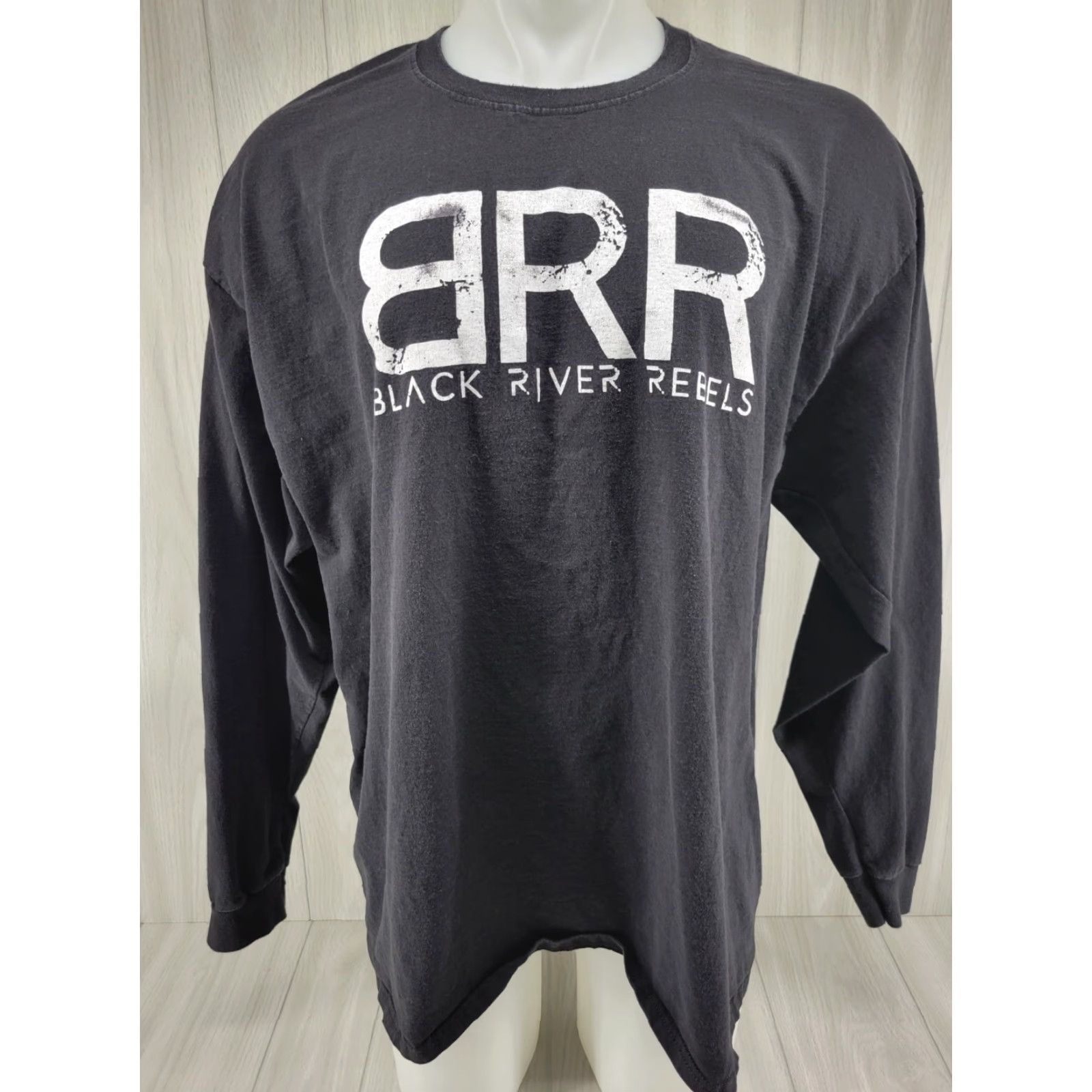 Hanes Hanes Black River Rebels Long Sleeve T-Shirt 2XL Mens Black Rock Vintage? Size US XXL / EU 58 / 5 - 2 Thumbnail