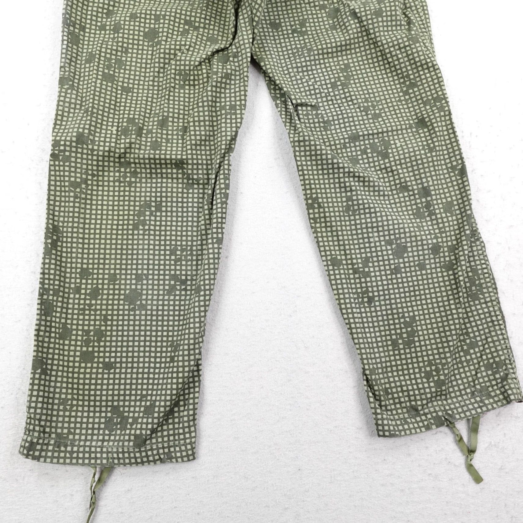 Vintage VINTAGE US Army Pants Medium Desert Night Camouflage Camo 80s Cold War Trousers Size US 31 - 6 Thumbnail