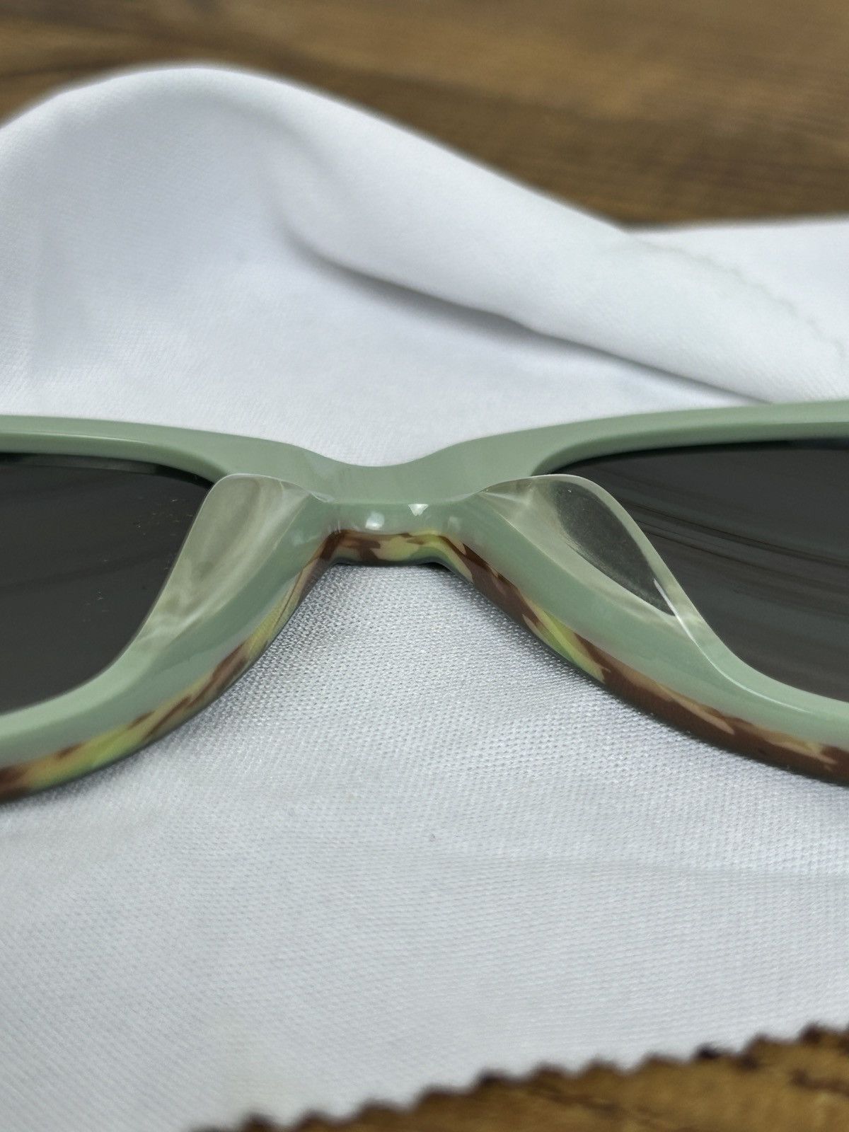 Gucci Gucci Cat Eye Sunglasses GG1136 C7 Green Size ONE SIZE - 10 Thumbnail