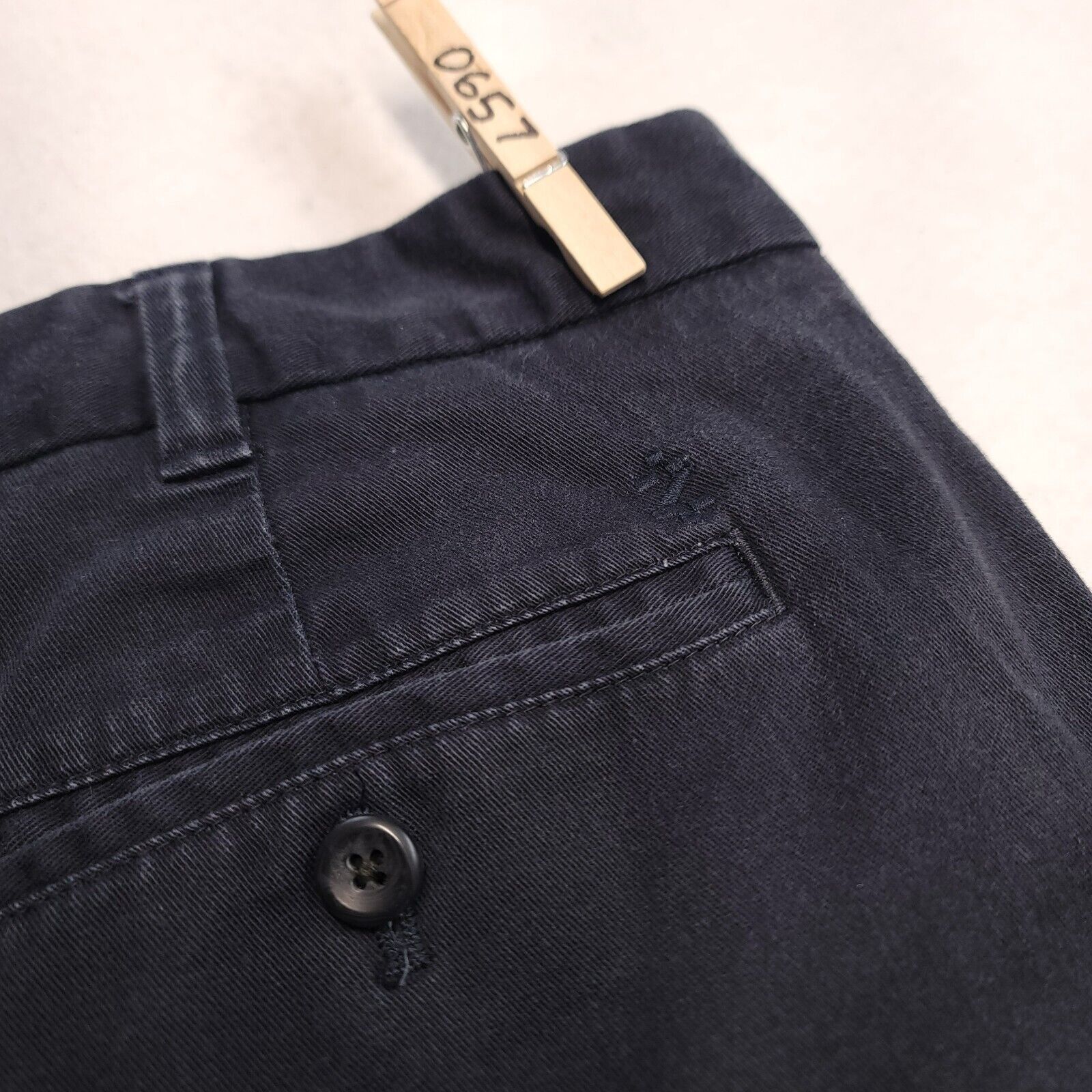 Izod IZOD Performance Casual Chino Pants Men Size 38/32 Reg Black Size US 38 / EU 54 - 7 Thumbnail
