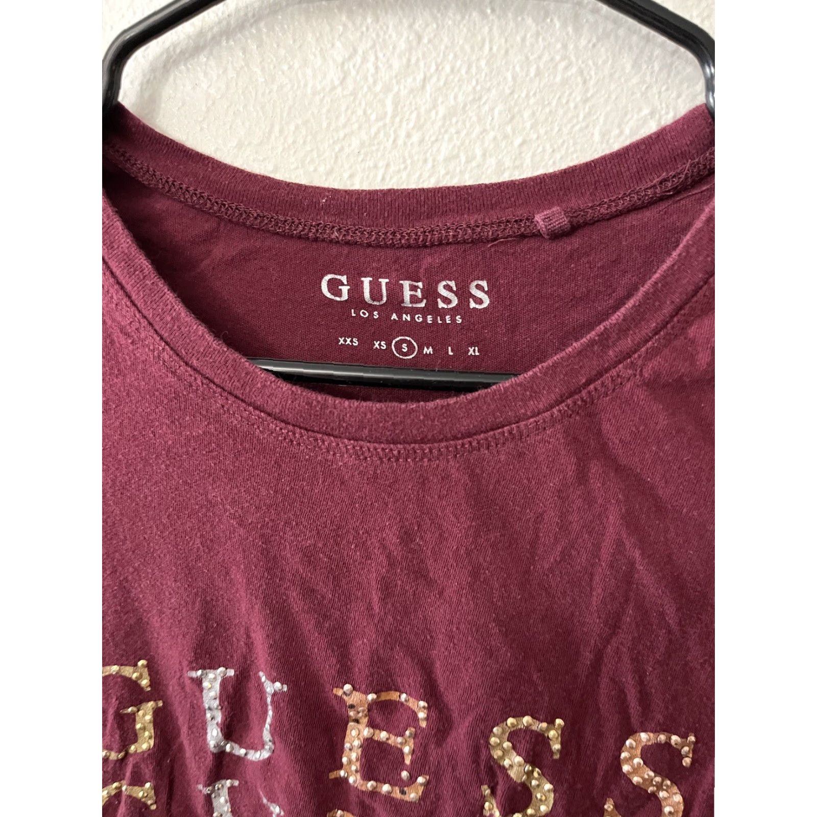 Guess GUESS Logo Graphic Logo T-Shirt women’s Small Maroon Crew Neck Shirt Women XS S Burgundy 90s Concert Mens Womens Girls Boys Size S / US 4 / IT 40 - 3 Thumbnail