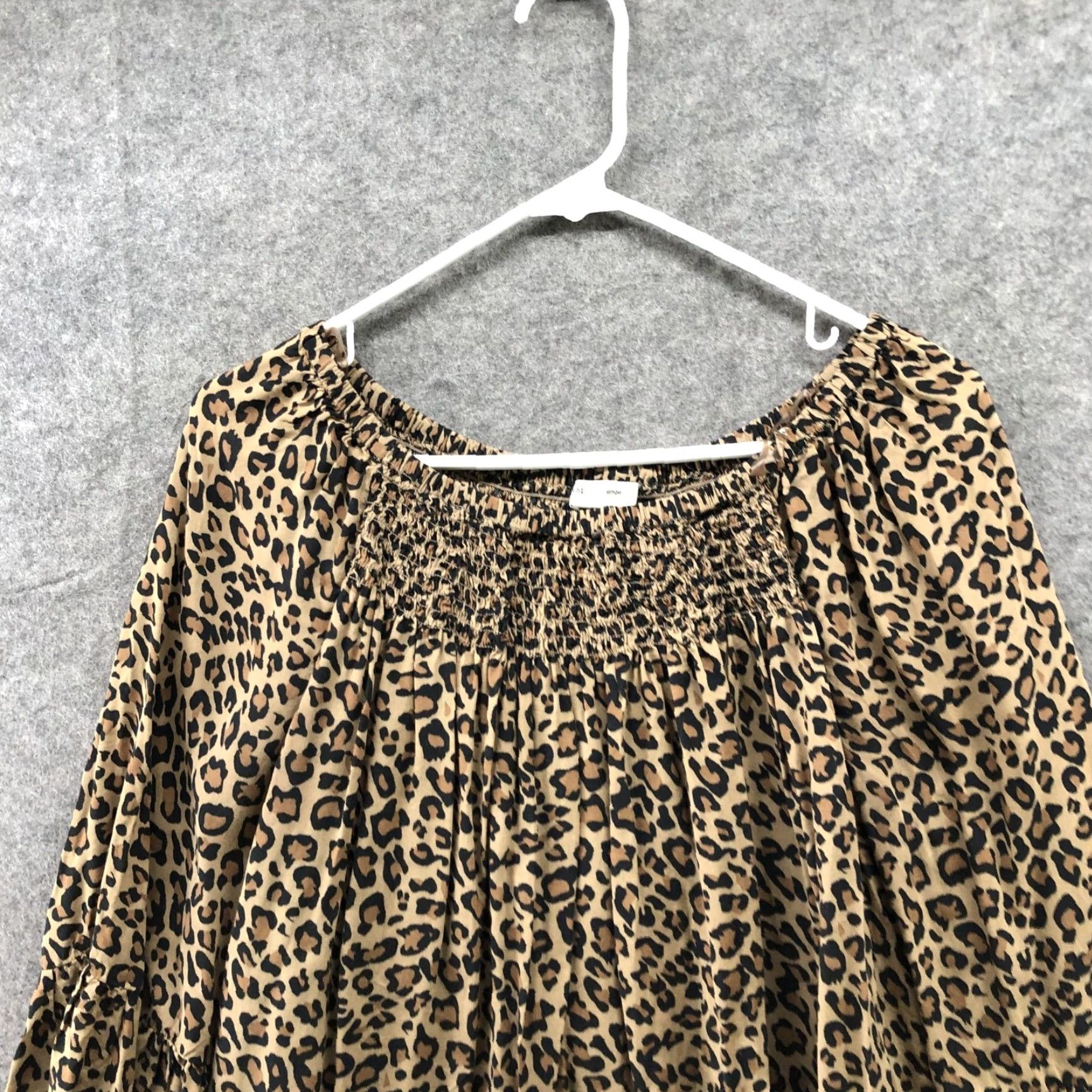 Vintage Beach Lunch Lounge Leopard Print Top Womens L 3/4 Sleeve Ruffle Smocked Peasant Blouse Beige Size L / US 10 / IT 46 - 3 Thumbnail