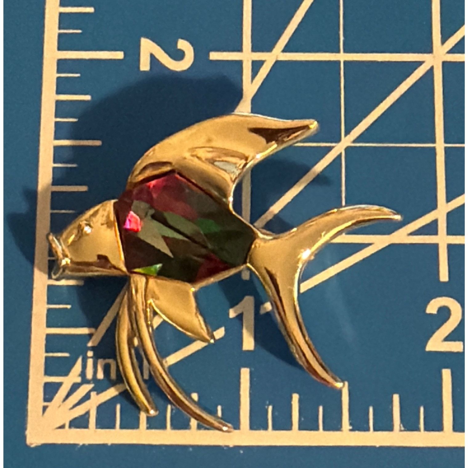 Other Vtg Sarah Coventry Gold Tone Tropicana Angel Fish Pin Brooch Size ONE SIZE - 5 Thumbnail