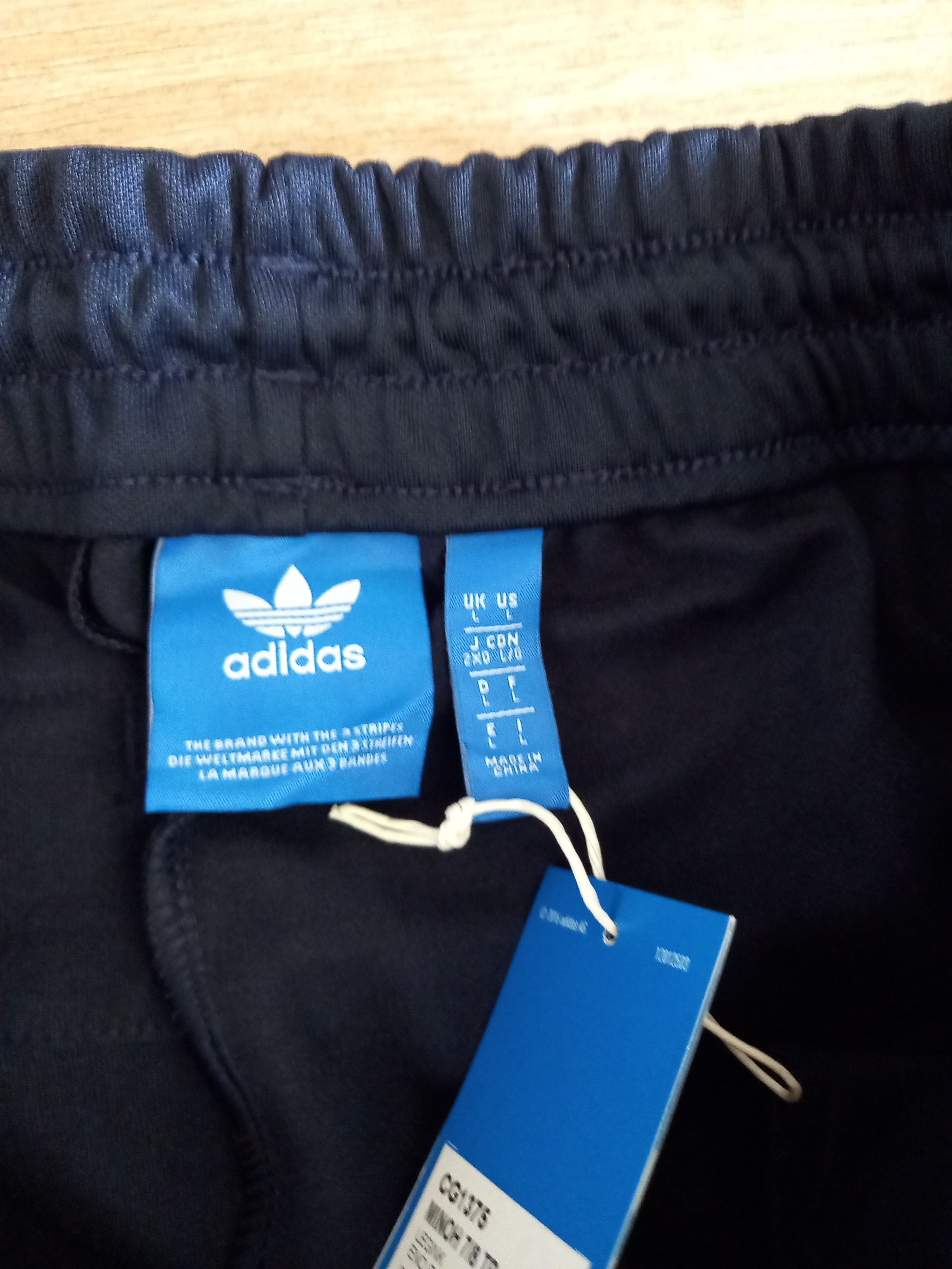 Adidas 2017 NWT Adidas Originals Minoh 7/8 Track Pants CG1375 sz L Size US 34 / EU 50 - 6 Thumbnail