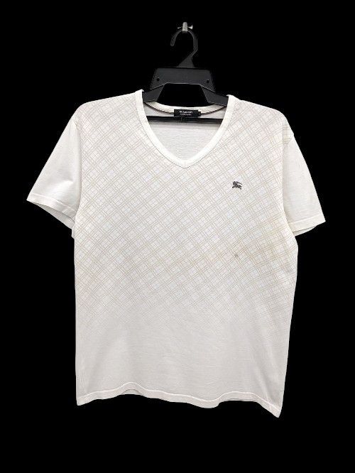 Burberry BURBERRY BLACK LABEL V NECK TSHIRT Size US L / EU 52-54 / 3 - 1 Thumbnail