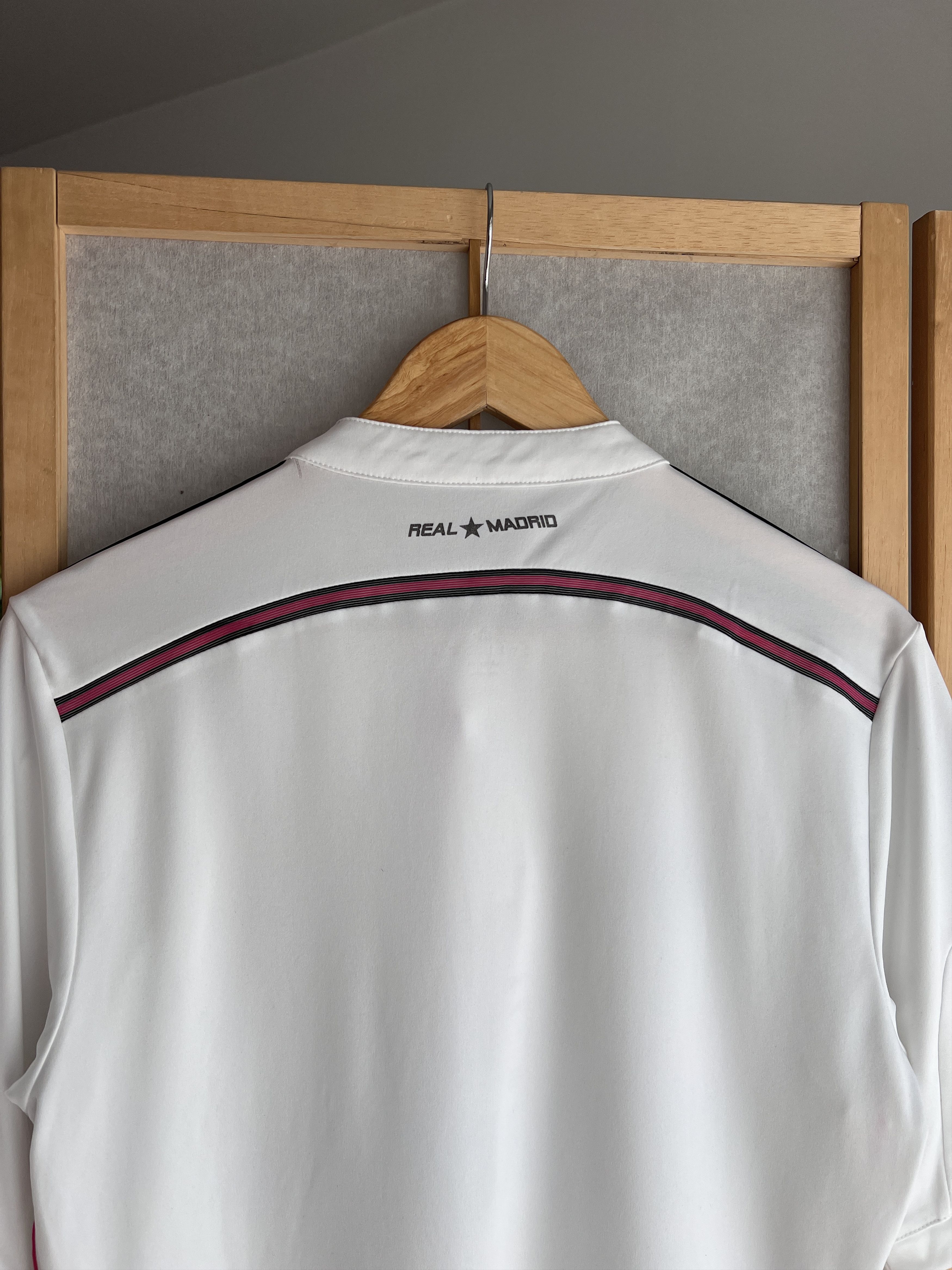 Adidas Adidas FC Real Madrid 2014 Home football shirt soccer jersey Size US S / EU 44-46 / 1 - 16 Thumbnail