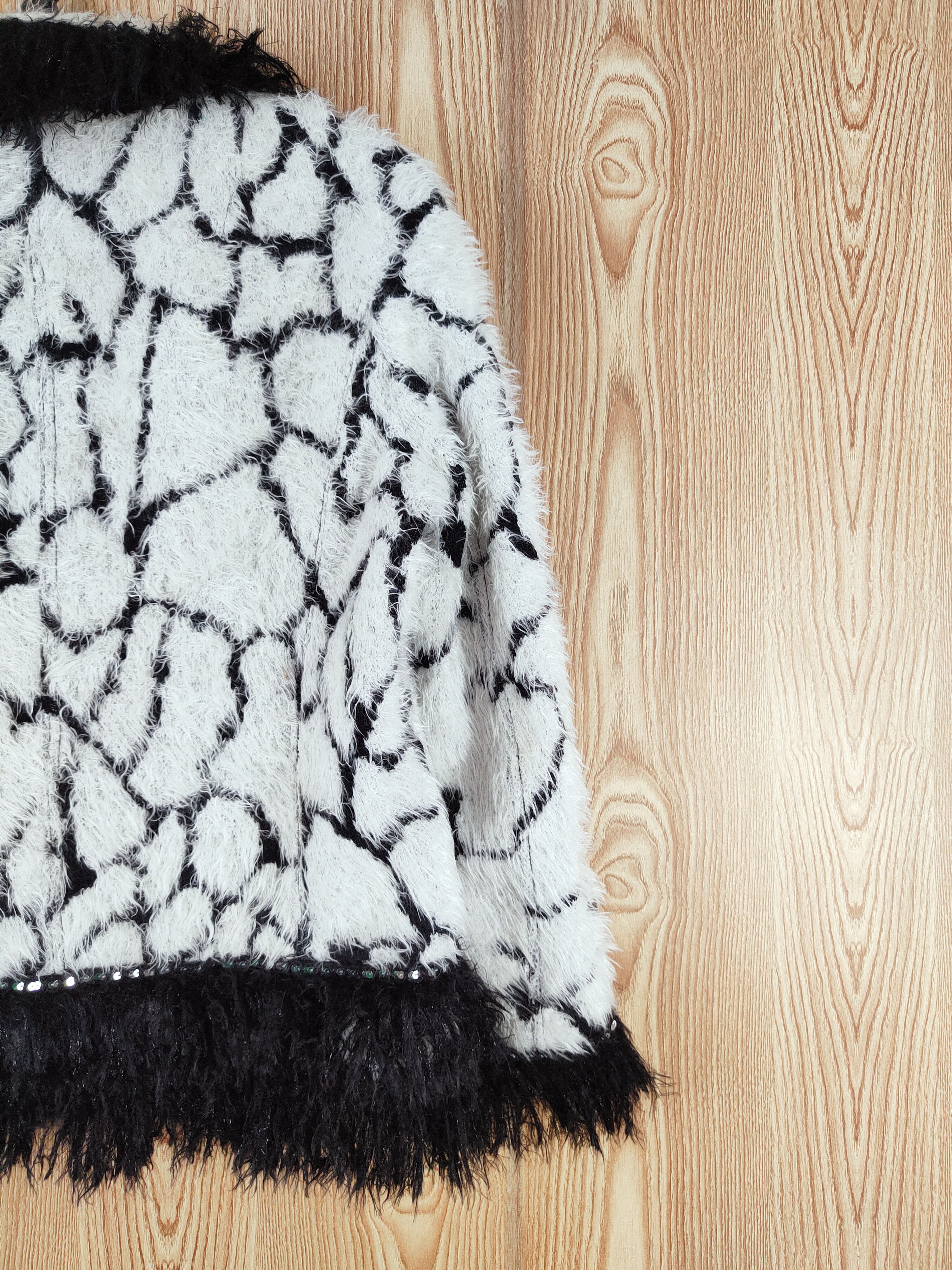 Japanese Brand × Vintage Super luxury Rare - GK Black White Fur Mohair Jackets Size M / US 6-8 / IT 42-44 - 9 Thumbnail