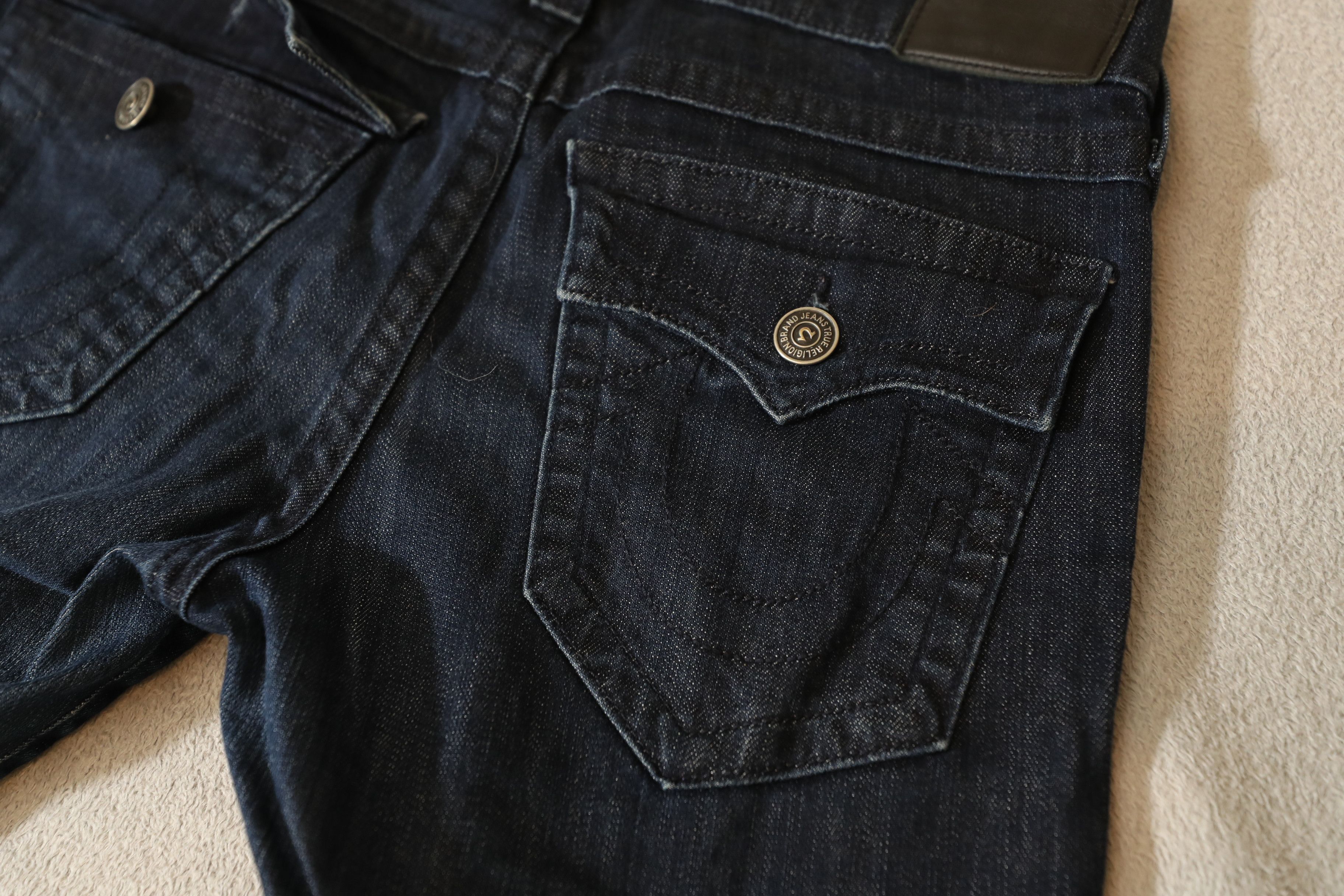 True Religion True Religion Ricky Relaxed Straight Jeans (30) Size US 30 / EU 46 - 9 Thumbnail