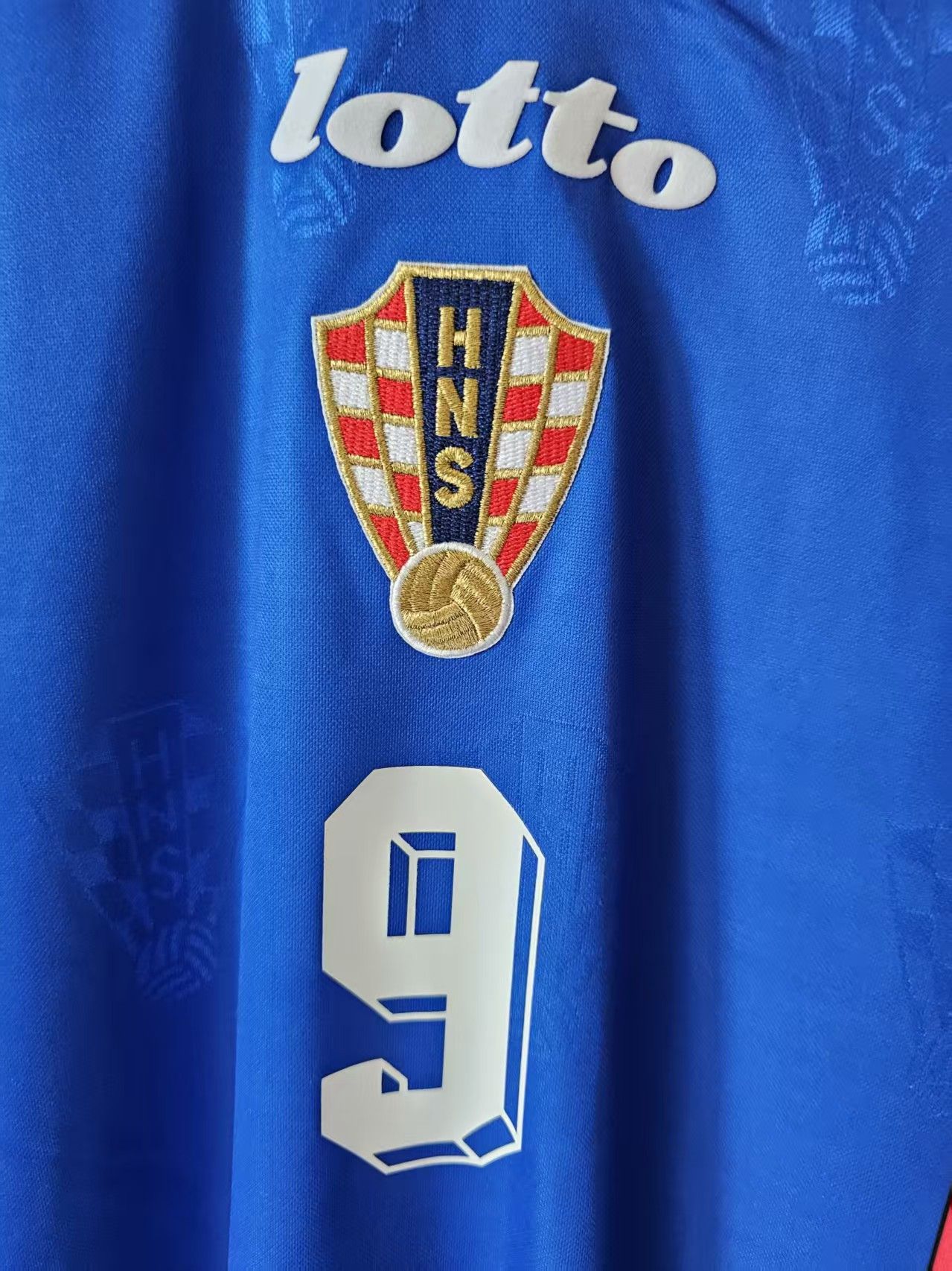 Other 1998 Croatia #9 Davor Šuker Jersey Size US S / EU 44-46 / 1 - 3 Thumbnail