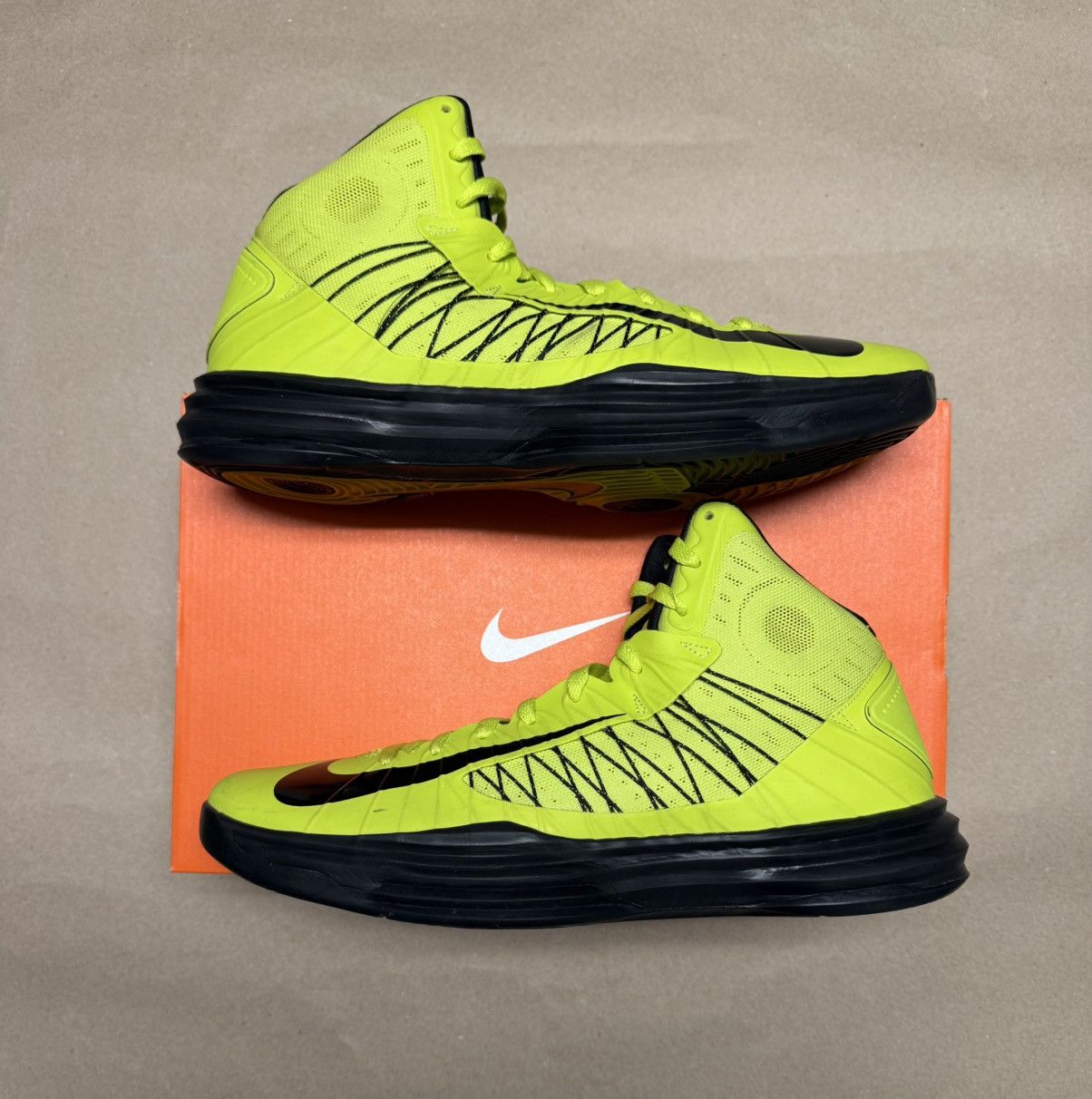 Nike Nike Air Hyperdunk 2012 Atomic Green Men’s sz 14 Basketball Size US 14 / EU 47 - 1 Thumbnail
