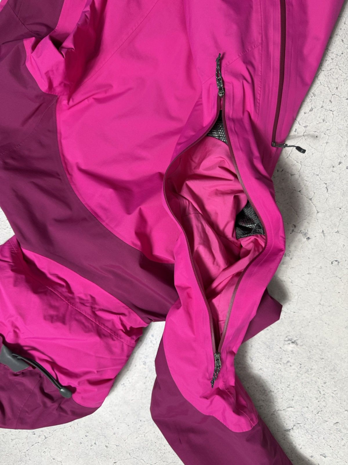 Patagonia Patagonia Gore-Tex Women’s Windbreakers Jacket Size S Size S / US 4 / IT 40 - 12 Thumbnail