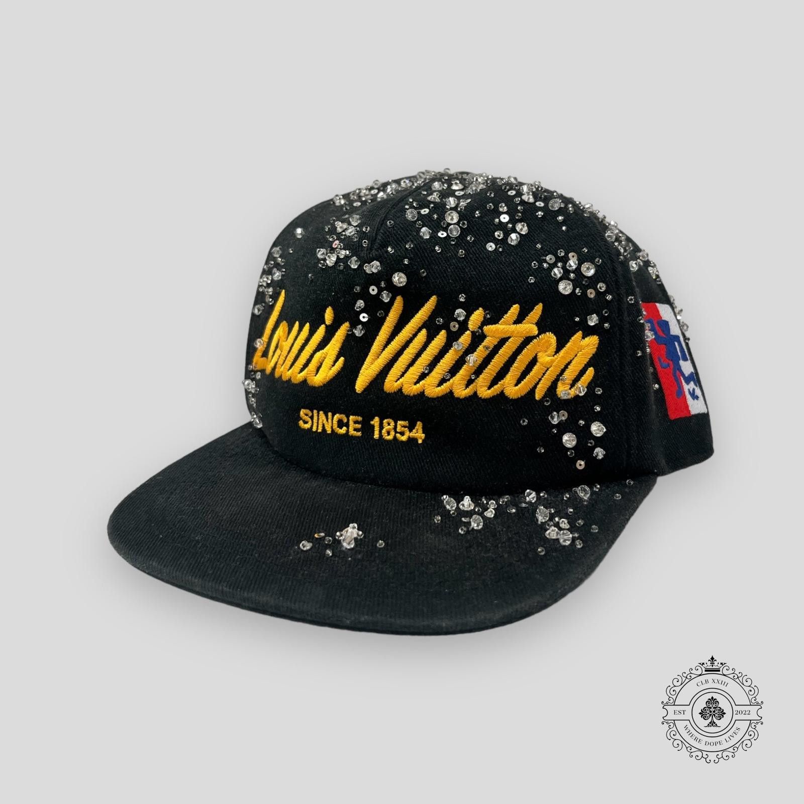 Louis Vuitton Louis Vuitton Script Crystals Hat in Black Size ONE SIZE - 2 Thumbnail