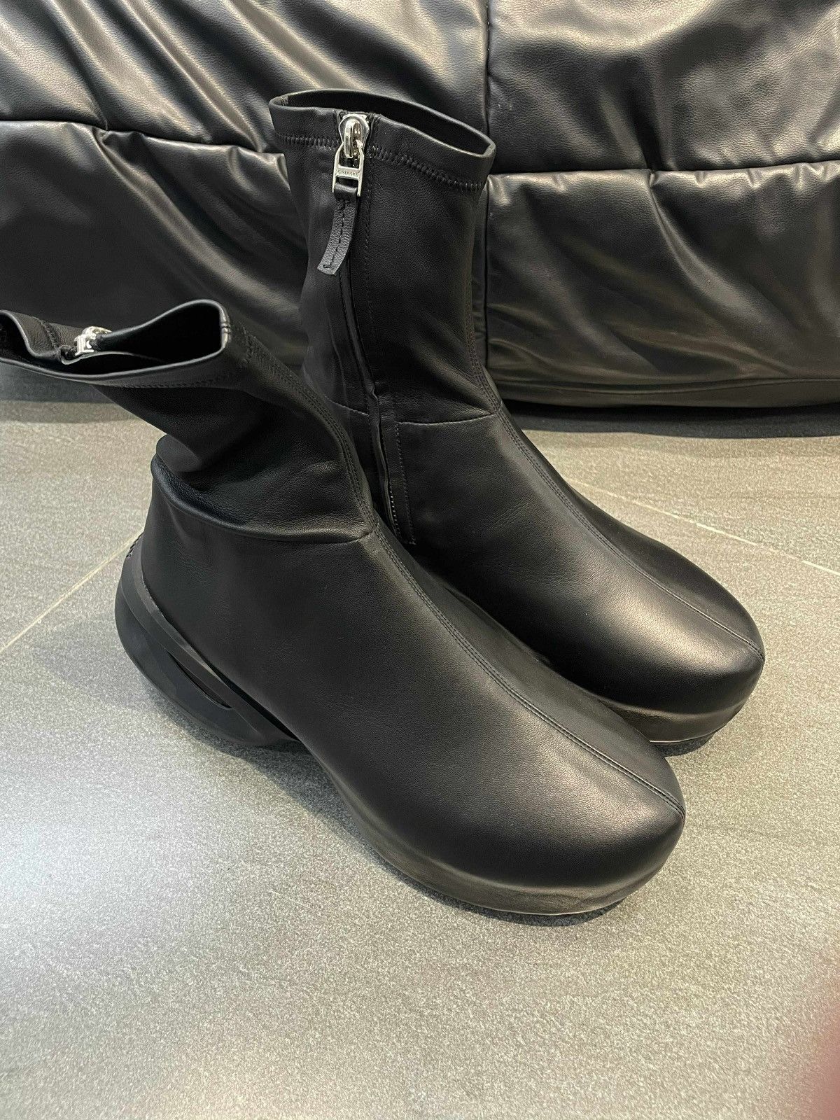 Givenchy Givench G Clog Boots Size US 10 / EU 43 - 2 Thumbnail