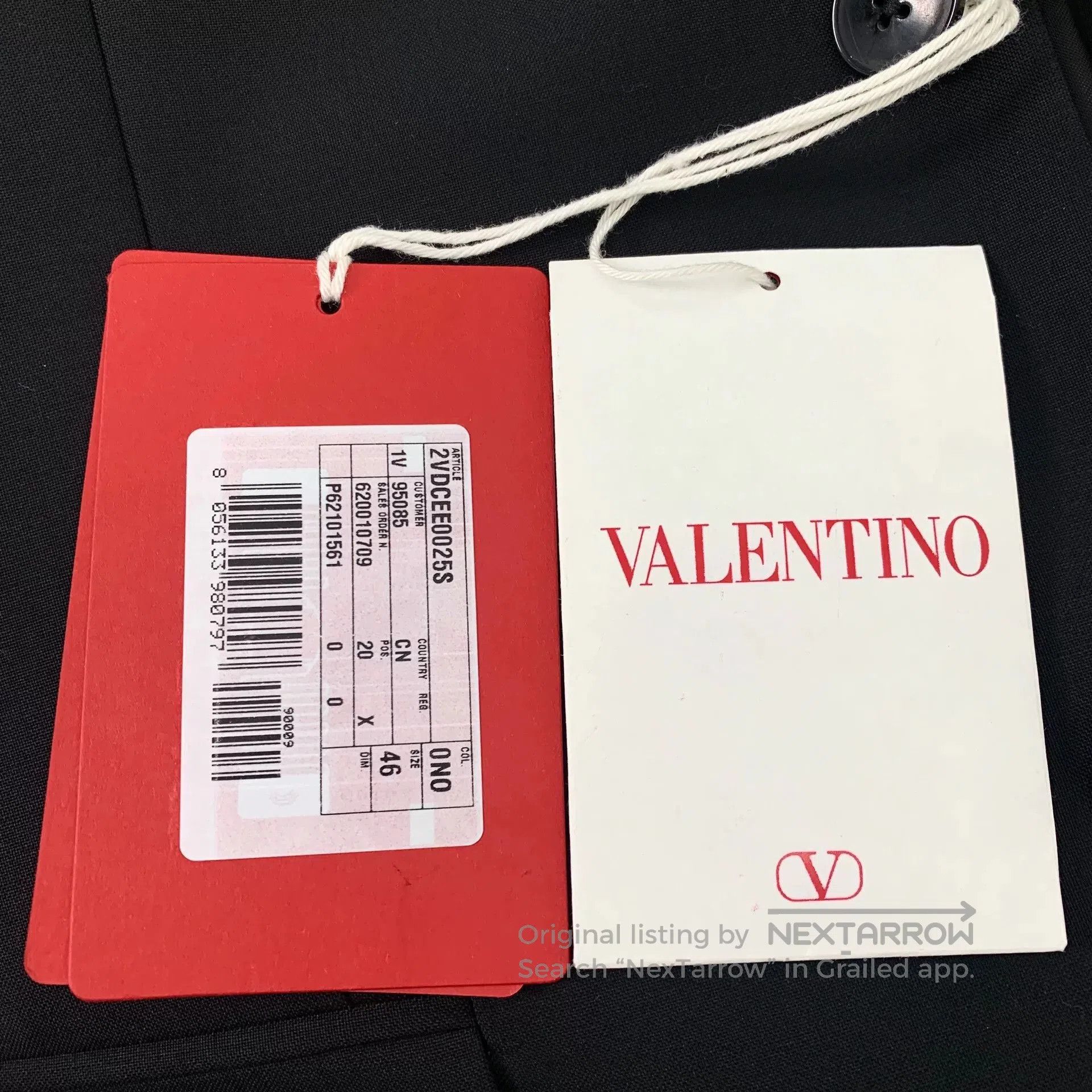 Valentino Valentino Black Collared Long-Sleeve Blazer. Size US S / EU 44-46 / 1 - 7 Thumbnail