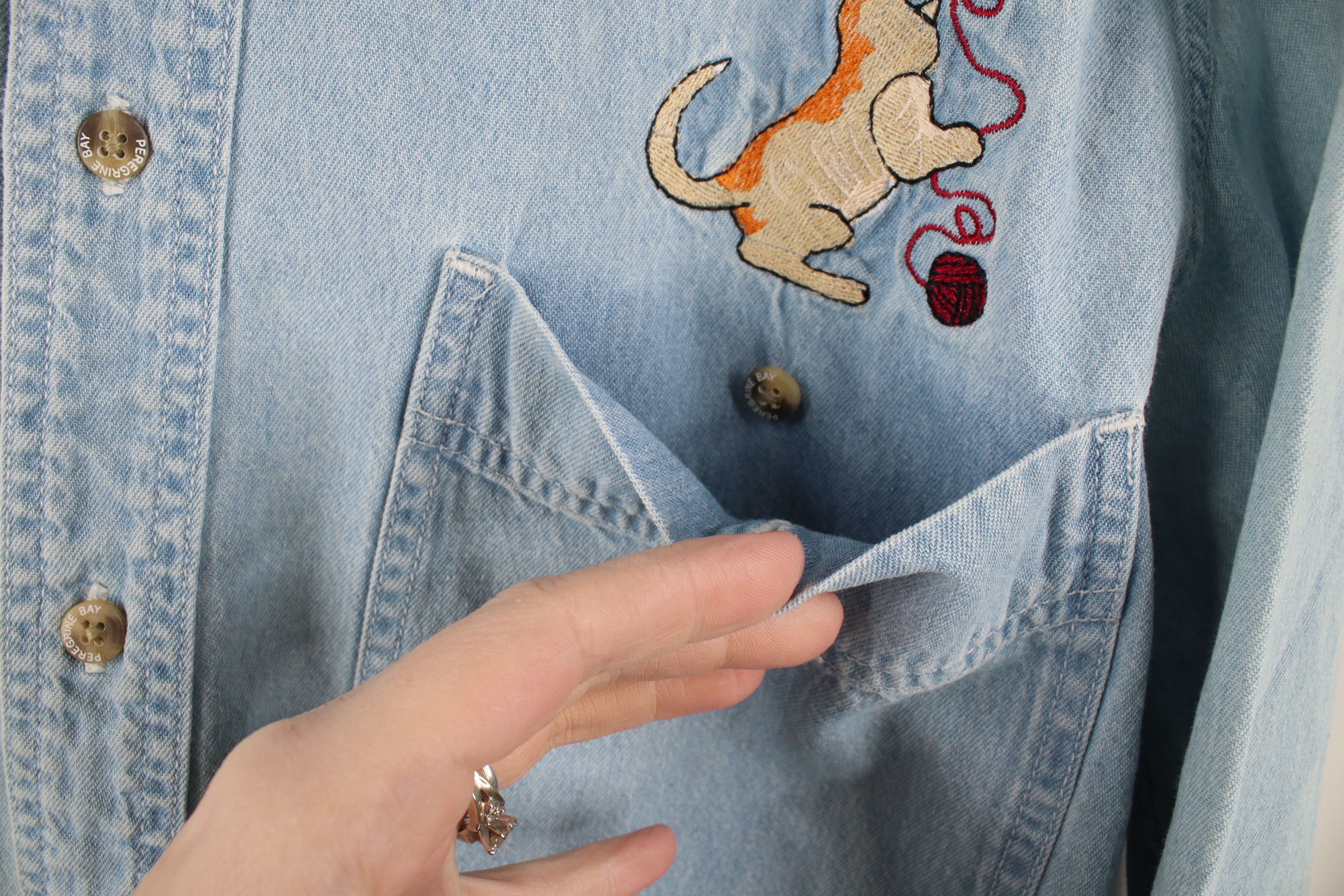 Vintage Vintage 90s Streetwear Cat Kitten Denim Jean Button Shirt Size L / US 10 / IT 46 - 7 Thumbnail
