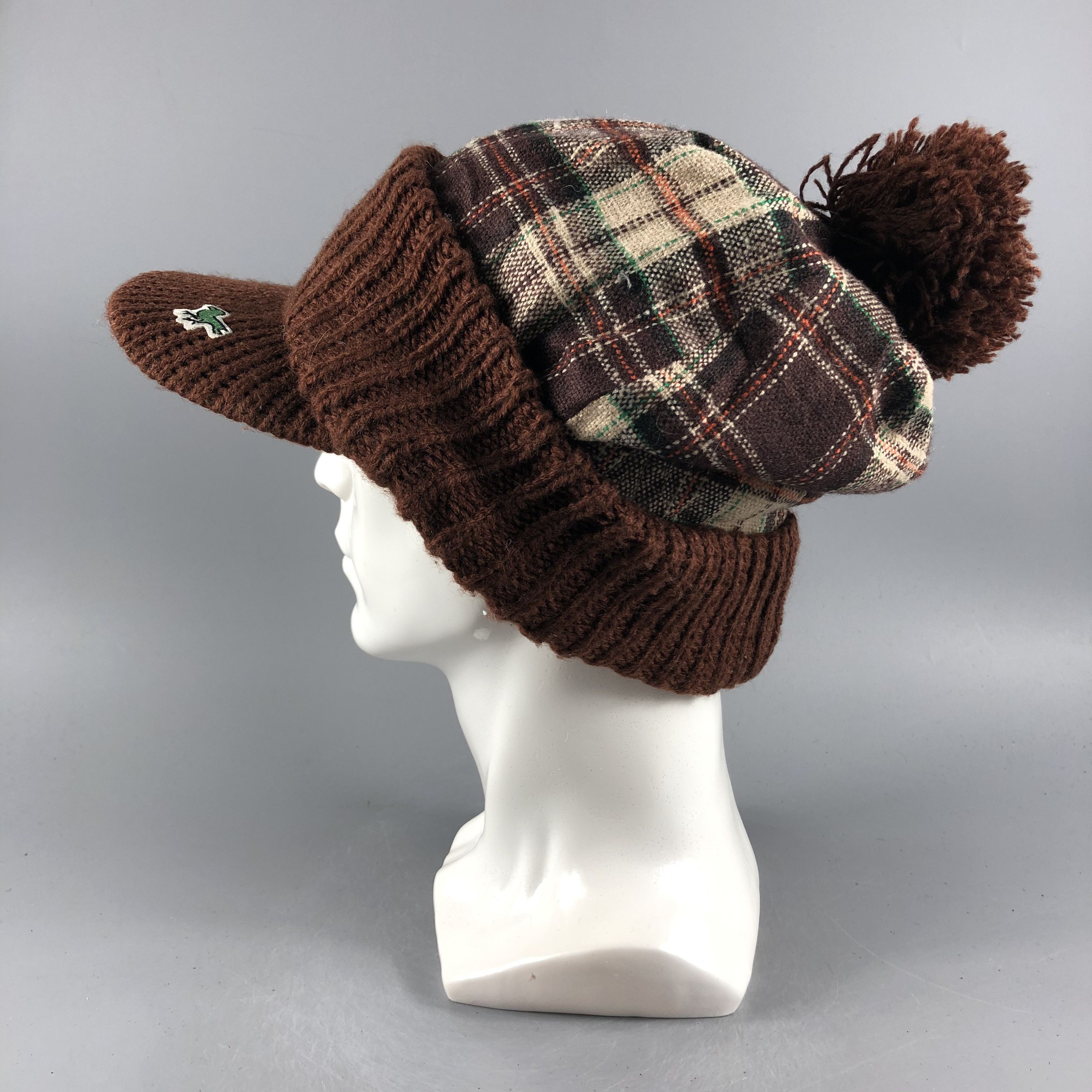 image of Vintage Unknown Pompom Visor Beanie Snow Hat Snow Cap -D659, Men's