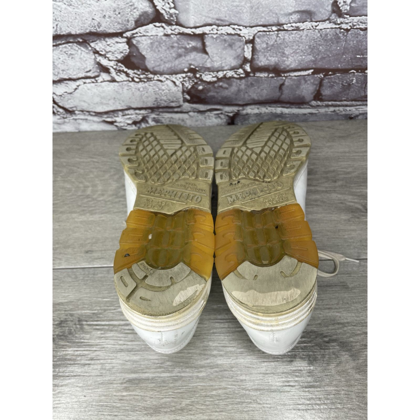 Mephisto Mephisto RunOff Air Bag System White Leather Lace Up Shoes W Size US 9 / IT 39 - 18 Thumbnail