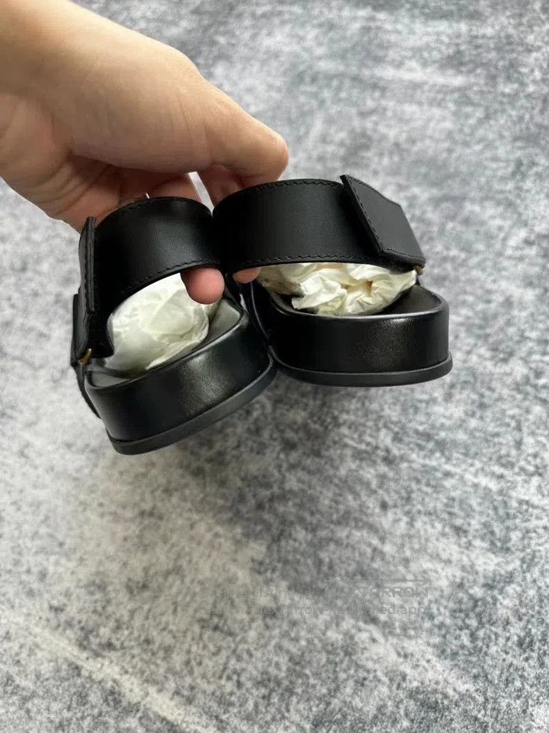 Gucci Gucci Black Embroidered Horsebit Sandals. Size US 8 / EU 41 - 4 Thumbnail