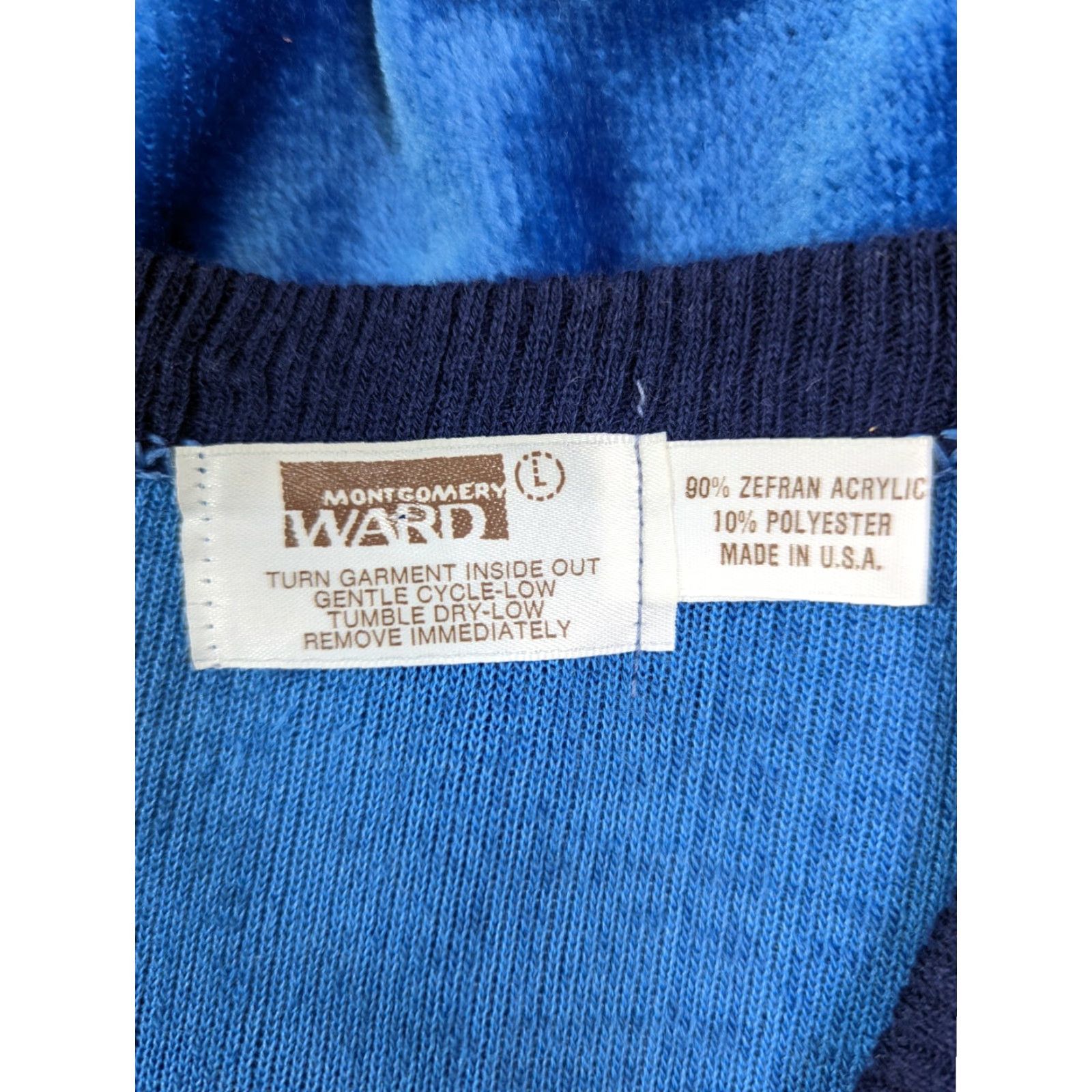 Vintage VINTAGE Montgomery Ward Sweatshirt Blue Striped Terry Cloth V-Neck Sweater Pullover L Mens Size US L / EU 52-54 / 3 - 2 Thumbnail