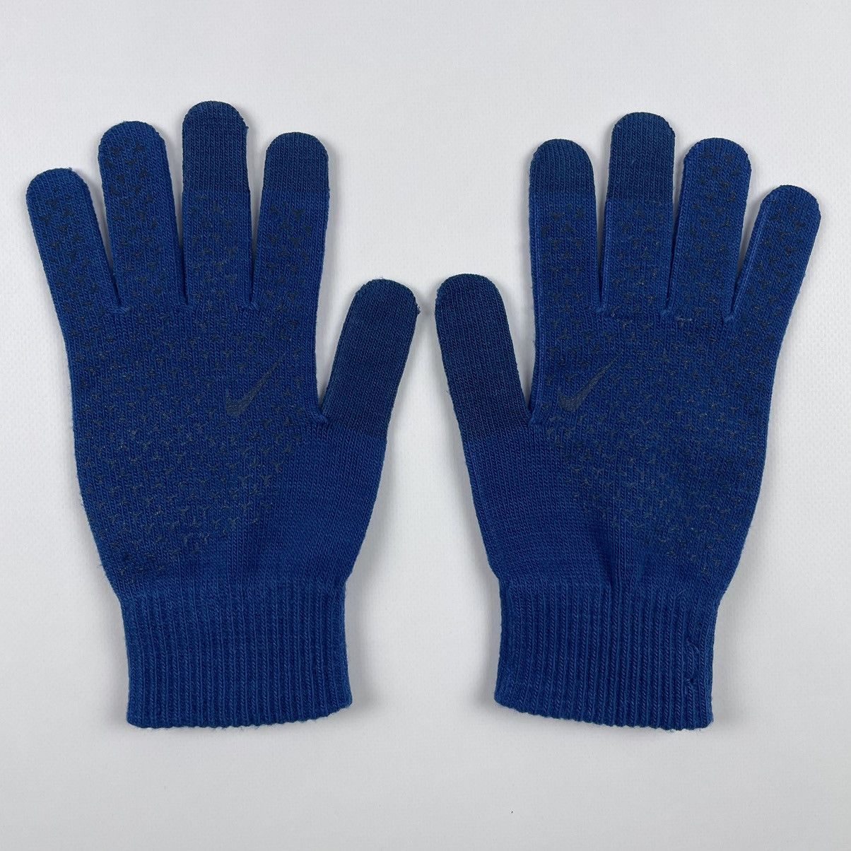 Nike Vintage Nike Knitted Gloves Swoosh Size ONE SIZE - 3 Thumbnail