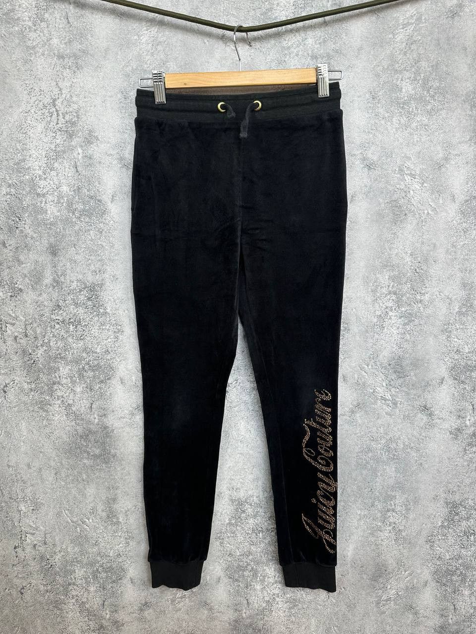 Juicy Couture Juicy Couture Velour Track Pants Y2K Rhinestone Logo Joggers Size 27" / US 4 / IT 40 - 1 Thumbnail
