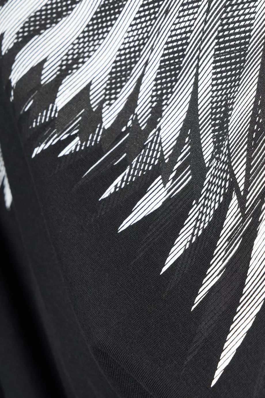 Marcelo Burlon o1mle0225 Sharp Wings Basic Tank Top in Black & White Size US M / EU 48-50 / 2 - 4 Thumbnail