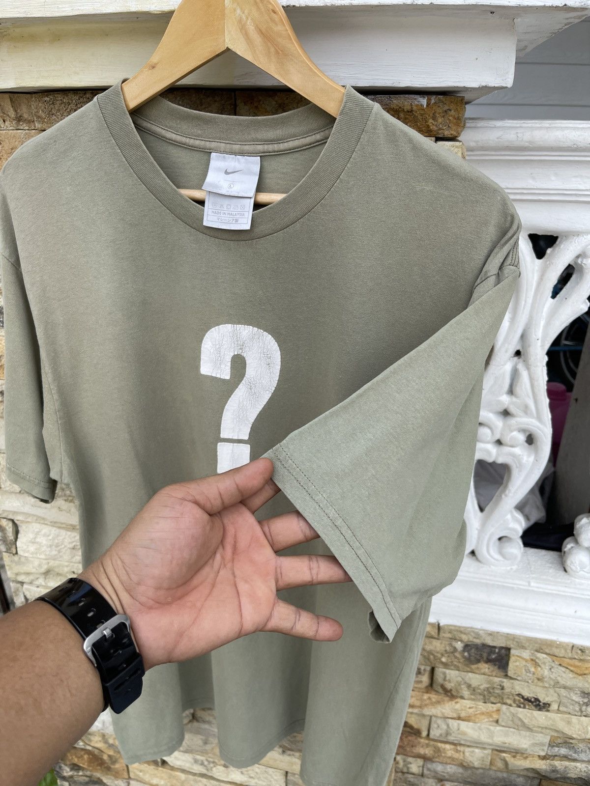Nike Rare🔥Vintage NIKE Question Mark Center Logo Tee Size US L / EU 52-54 / 3 - 8 Thumbnail