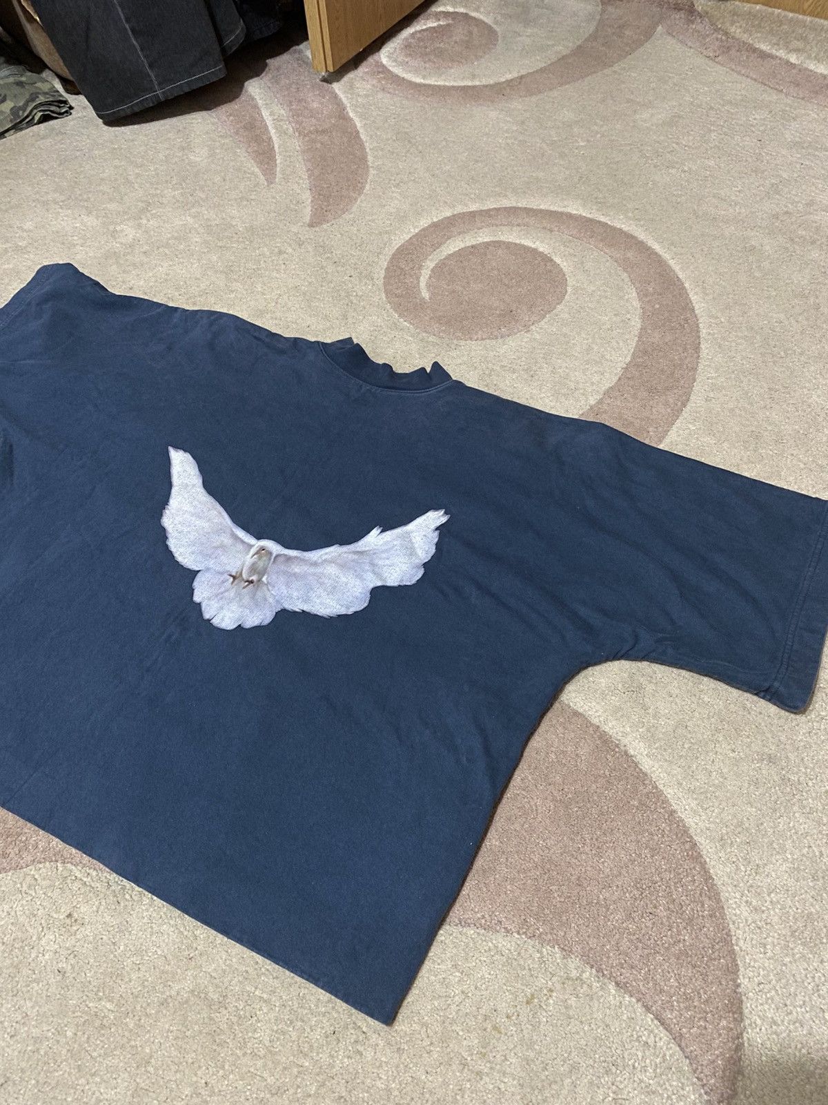 Balenciaga × Gap × Yeezy Balenciaga Yeezy Yzy Gap Cropped NoSeam Dove Tee Size US M / EU 48-50 / 2 - 6 Thumbnail