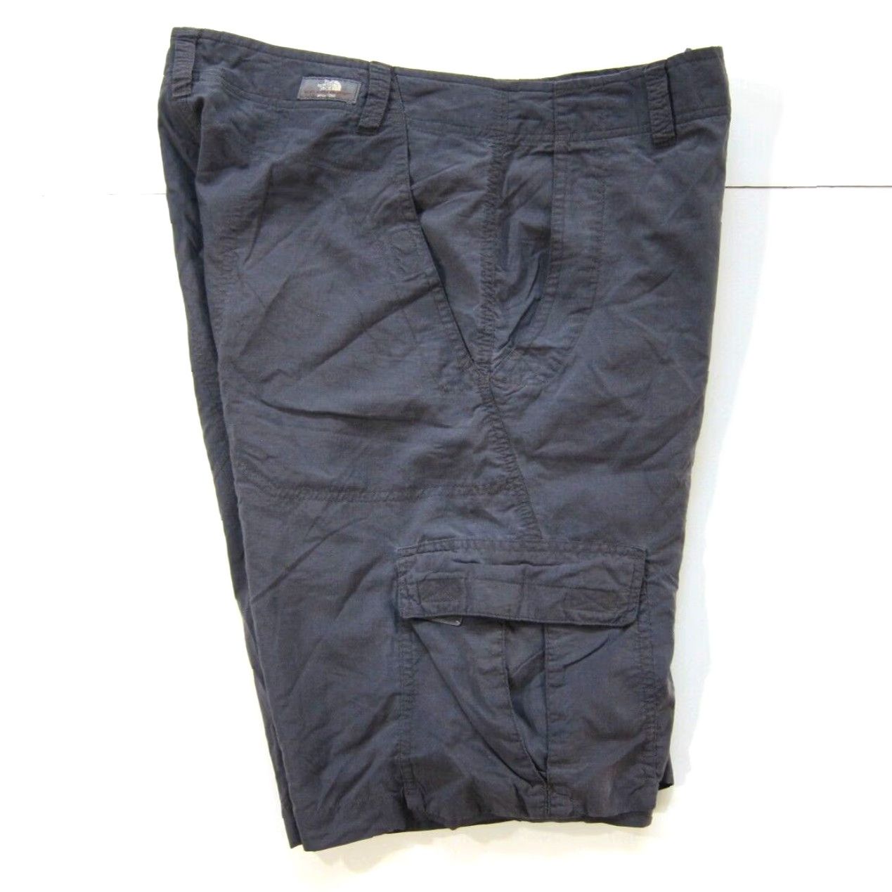 The North Face VINTAGE The North Face 100% Nylon Grey Lightweight Hike Travel Pocket Cargo Short Men 32 Size US 32 / EU 48 - 6 Thumbnail