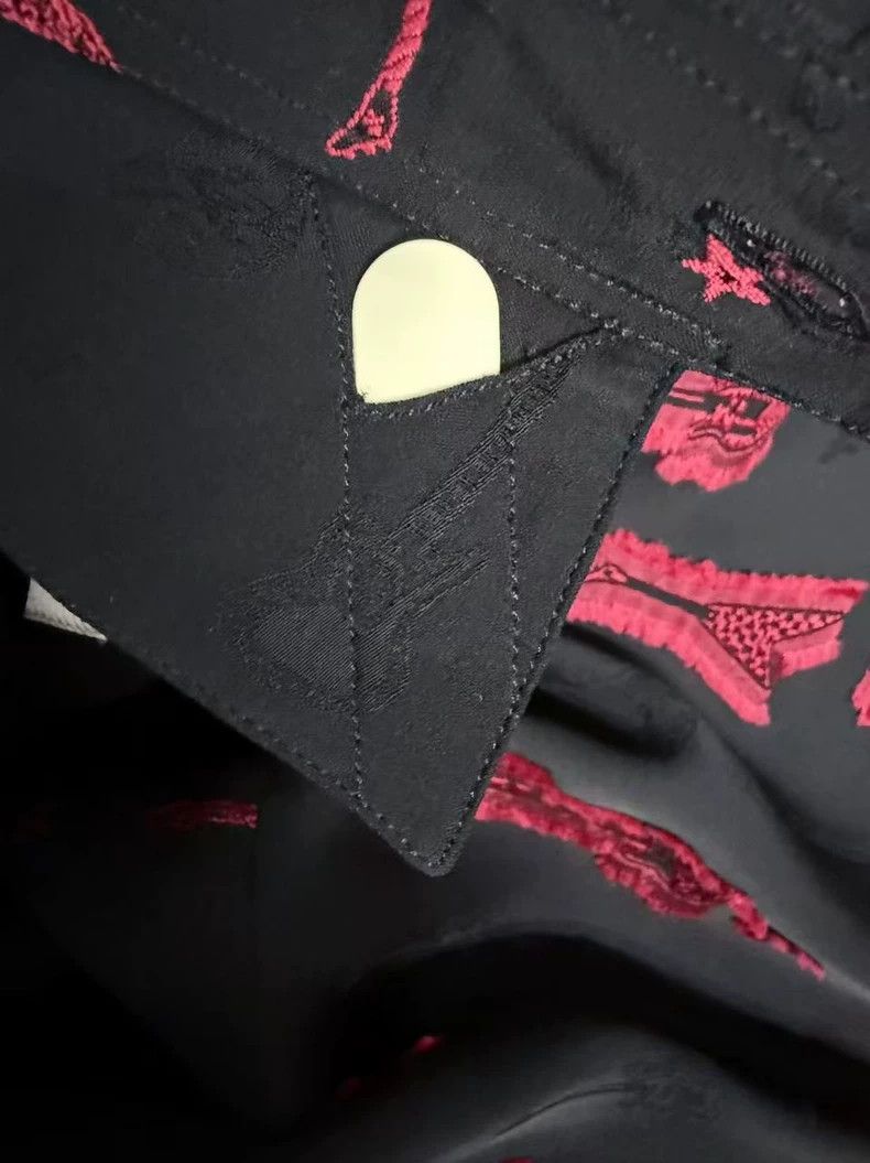 Yves Saint Laurent Saint Laurent size 39 Red Guitar Shirt 2502-Nextarrow Size US M / EU 48-50 / 2 - 3 Thumbnail