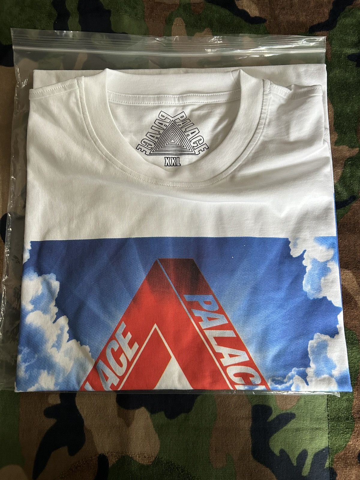 Palace Palace Tri-Ternity T-Shirt White XXL SS19 Size US XXL / EU 58 / 5 - 5 Thumbnail