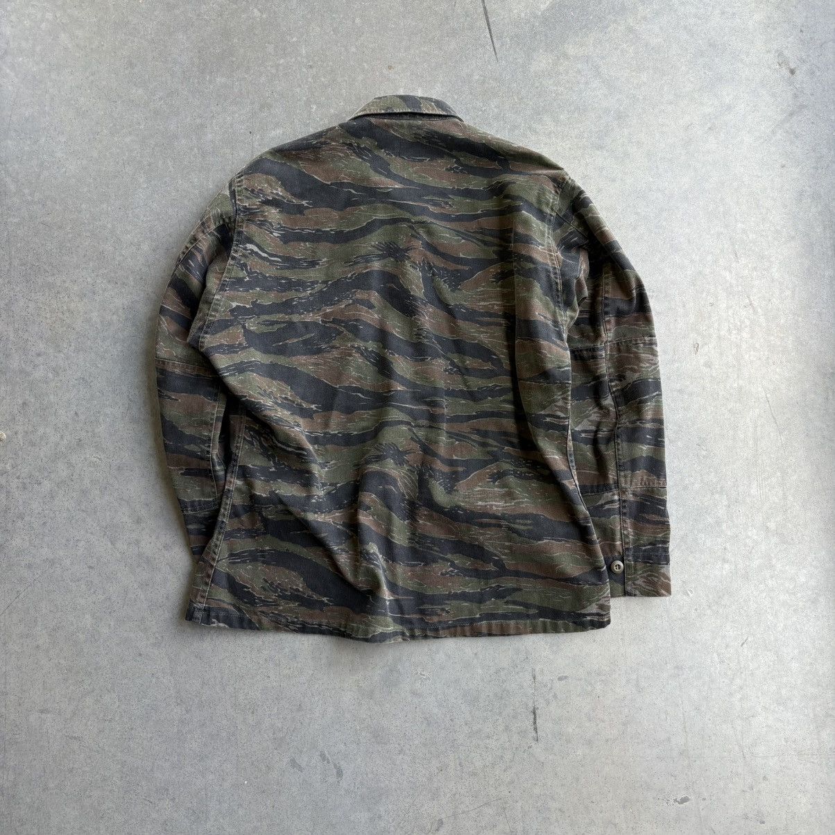 Other Vintage Military 90's Button Up Camo Tiger Striped Vietnam Size US XL / EU 56 / 4 - 9 Thumbnail