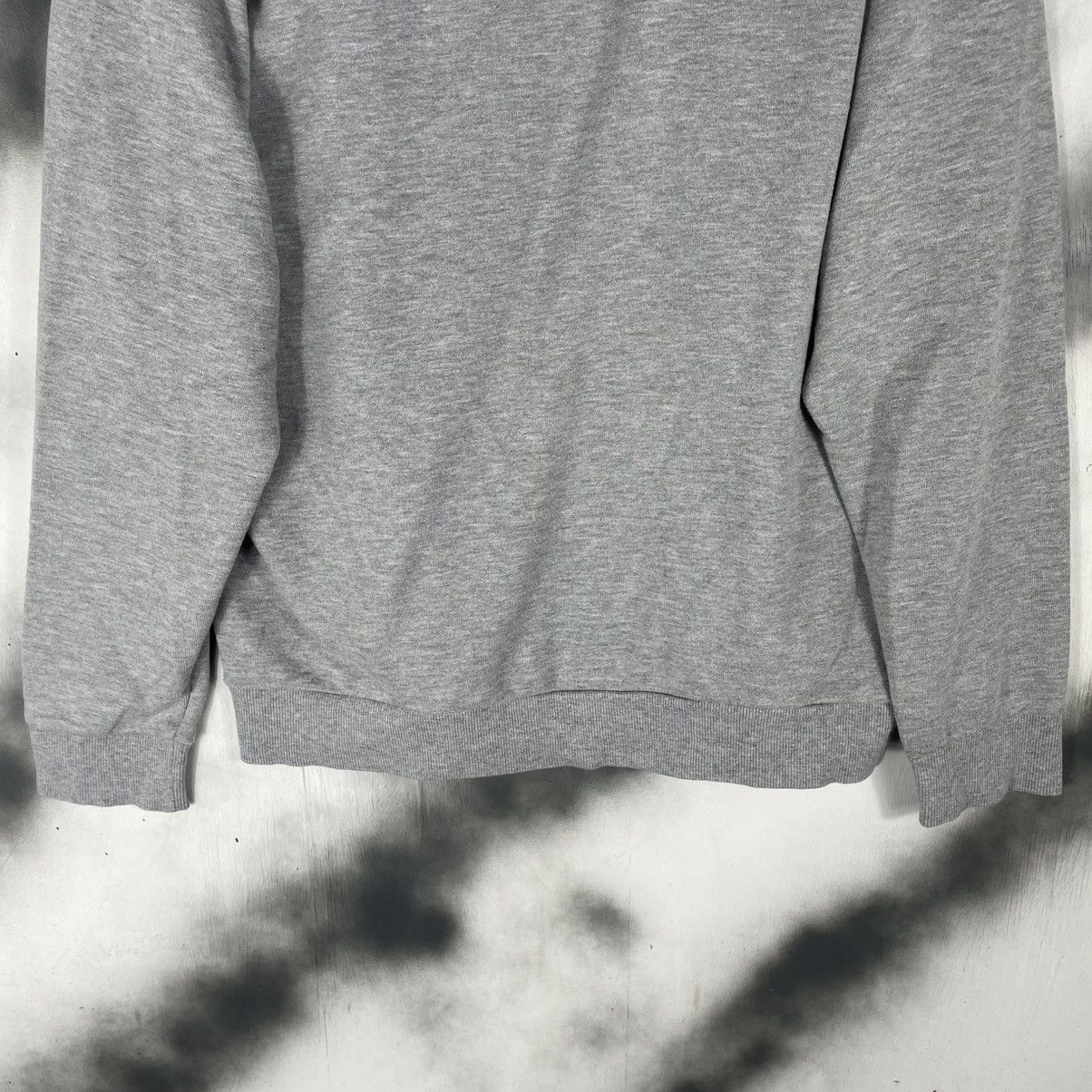Le Coq Sportif Vintage Le Coq Sportif Small Logo Emborided Sweatshirt Size US L / EU 52-54 / 3 - 6 Thumbnail