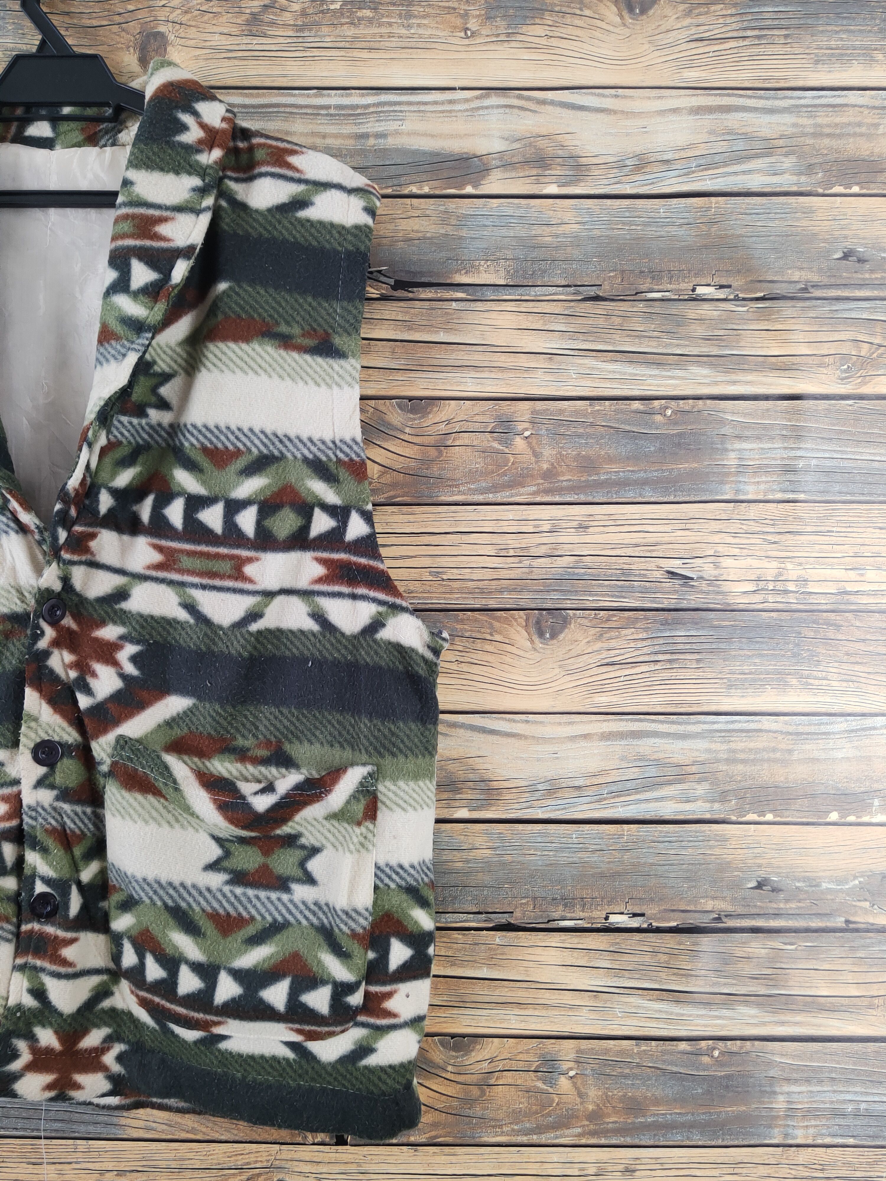 Japanese Brand × Vintage Hot Stuff 🔥 Japanese Brand Green Ivort Wool Vests Size US L / EU 52-54 / 3 - 5 Thumbnail