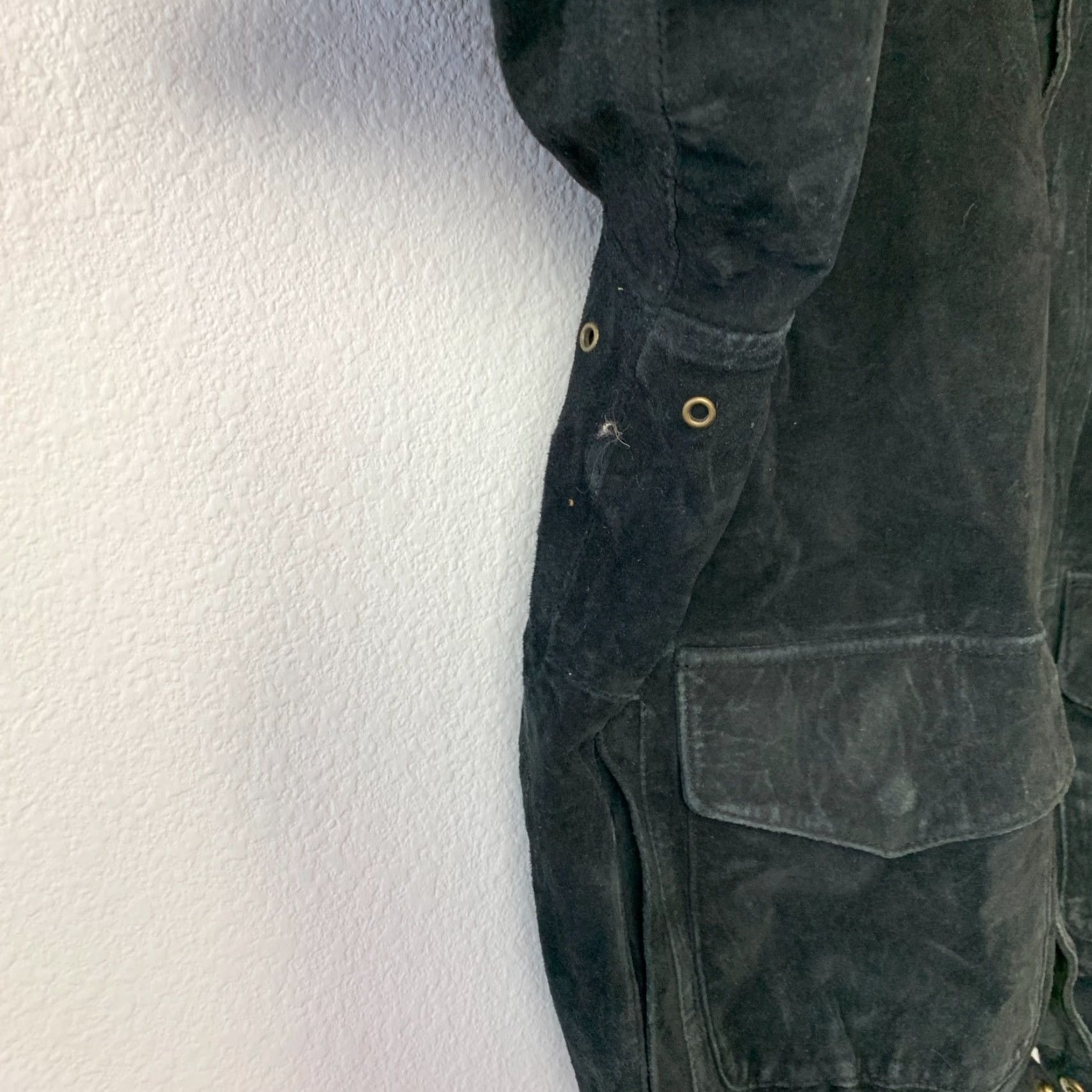 Vintage VINTAGE GIII Black Zip Suede Leather Bomber Jacket Large Petite Hoodie? No Size US L / EU 52-54 / 3 - 5 Thumbnail