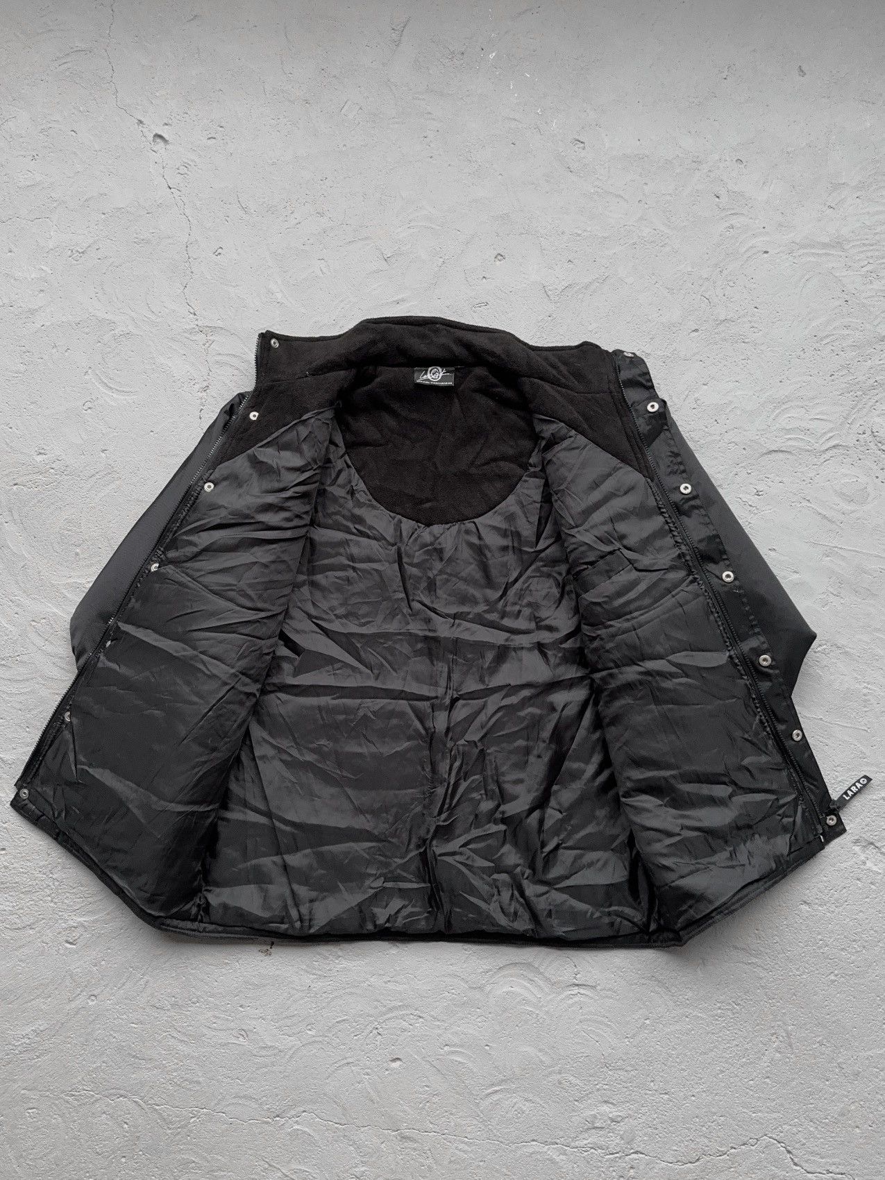 Vintage Lara Croft Merch Vintage Nylon Parka Size US L / EU 52-54 / 3 - 8 Thumbnail
