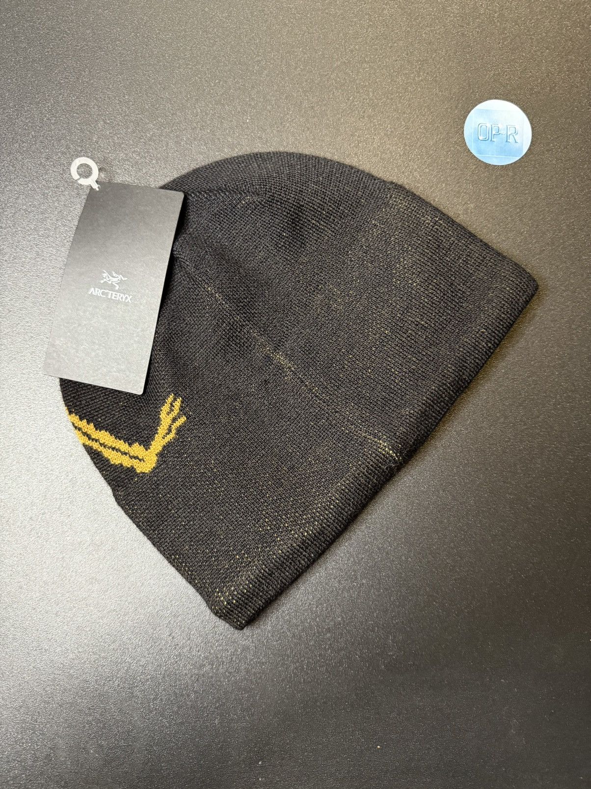 Arc'teryx Arc’teryx Bird Head Toque – Black / 24K – New With Tags Size ONE SIZE - 3 Thumbnail
