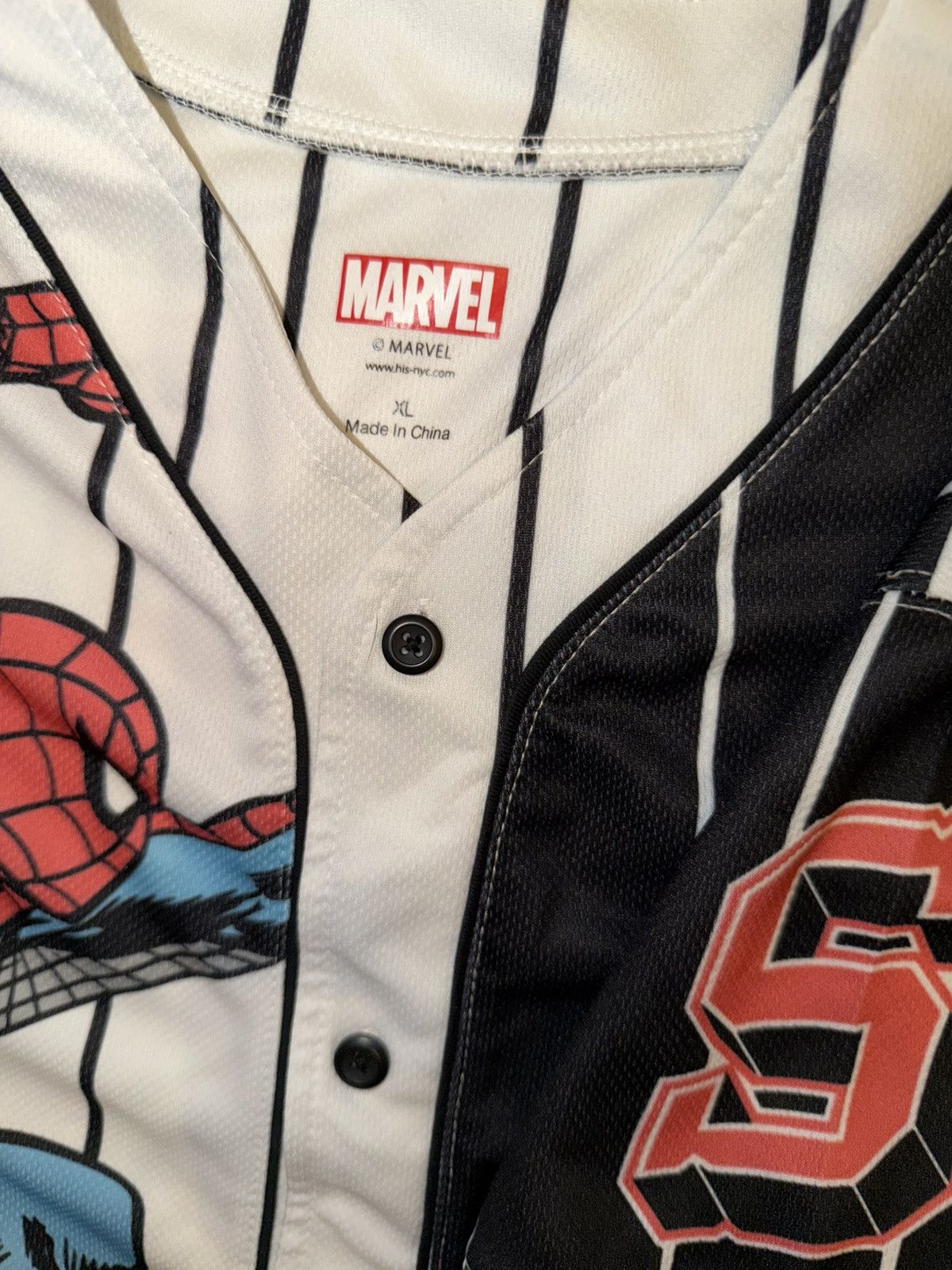 Marvel Comics Marvel Spider-Man pinstriped baseball jersey youth XL Size XL / US 12-14 / IT 48-50 - 6 Thumbnail