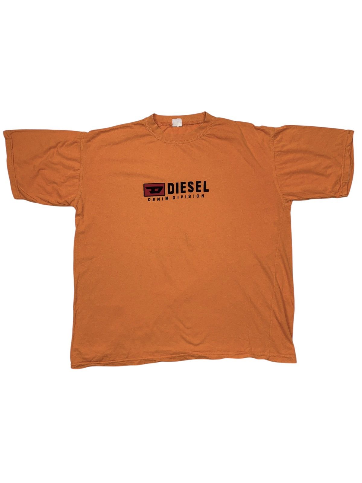Diesel × Japanese Brand × Vintage Vintage 90s Diesel Denim Division Velour Logo T-shirt y2k Size US L / EU 52-54 / 3 - 3 Thumbnail