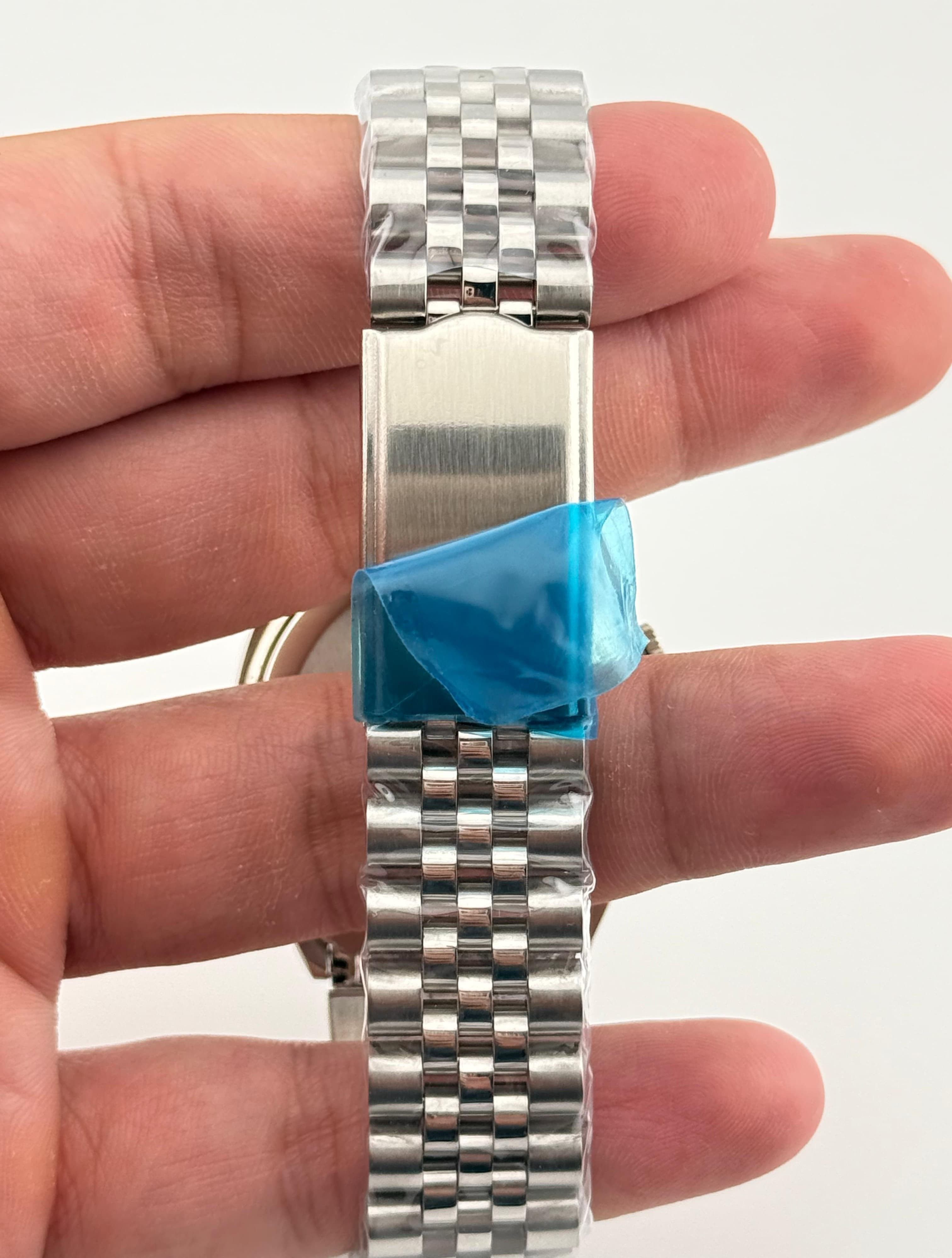 Seiko Classic Men's Seiko 5 Wrist Watch Size 36 - 6 Thumbnail