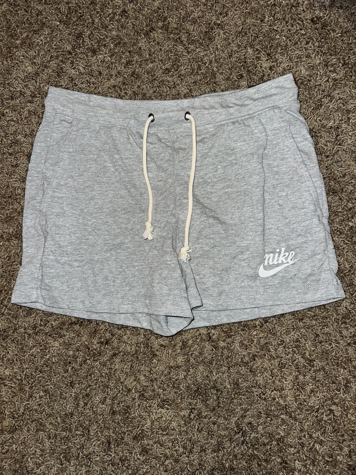 Nike Nike Women’s Sportswear Gym Vintage Grey Slim Fit Shorts Size 32" / US 10 / IT 46 - 1 Thumbnail